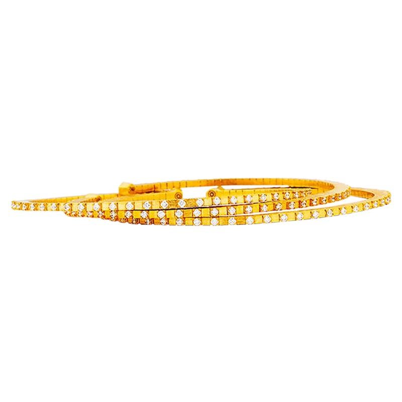 22 Karat Gold Handcrafted Cubic Flexible Bracelet For Sale