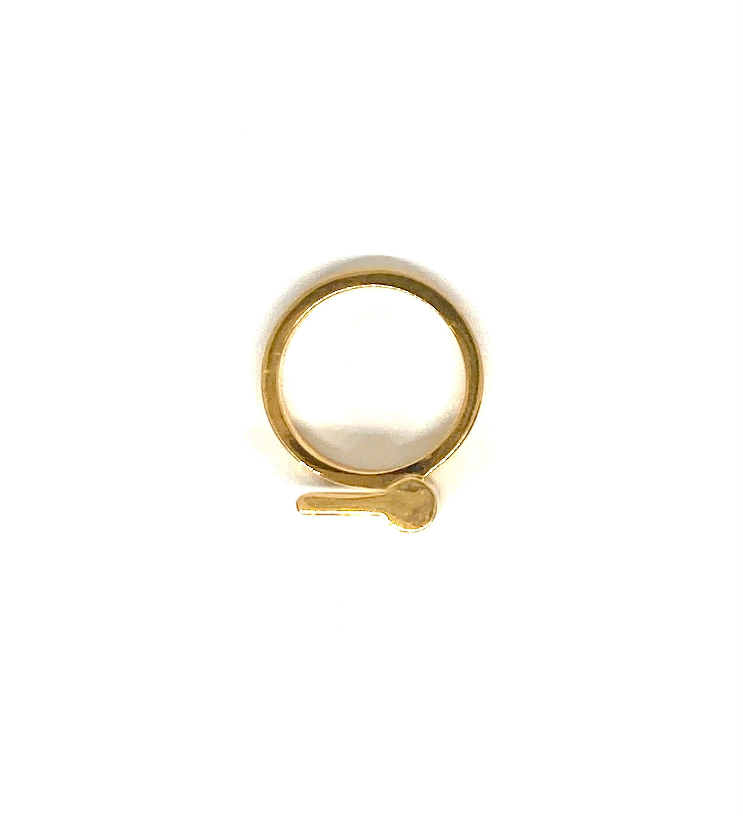 For Sale:  22 Karat Gold Key Ring 5