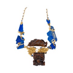 22 Karat Gold, Lapis Lazuli, 18th and 19th Centuries Chinese Toggles Necklace