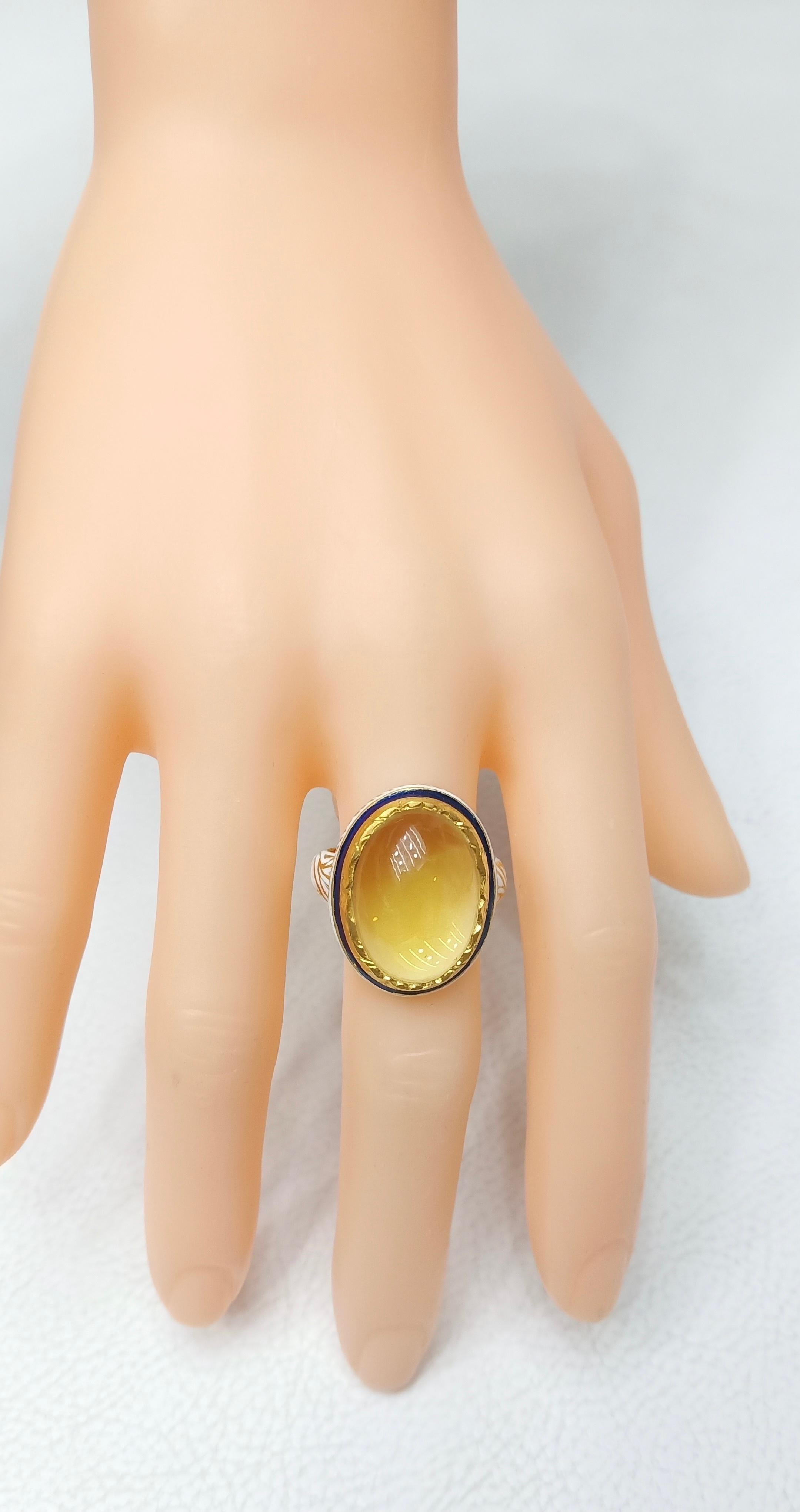 22 Karat Gold Lemon Topaz Cabochon Ring with White Enamel Work In New Condition In Jaipur, IN