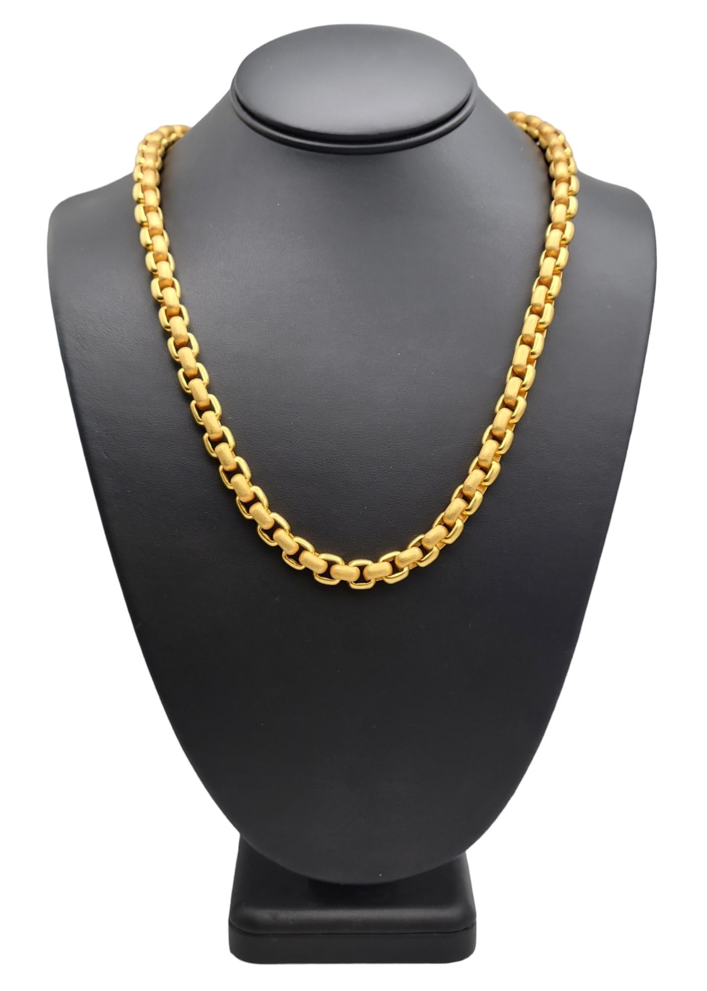 22 Karat Gold Matte & Polished Squared Rolo Chain Link Necklace 2