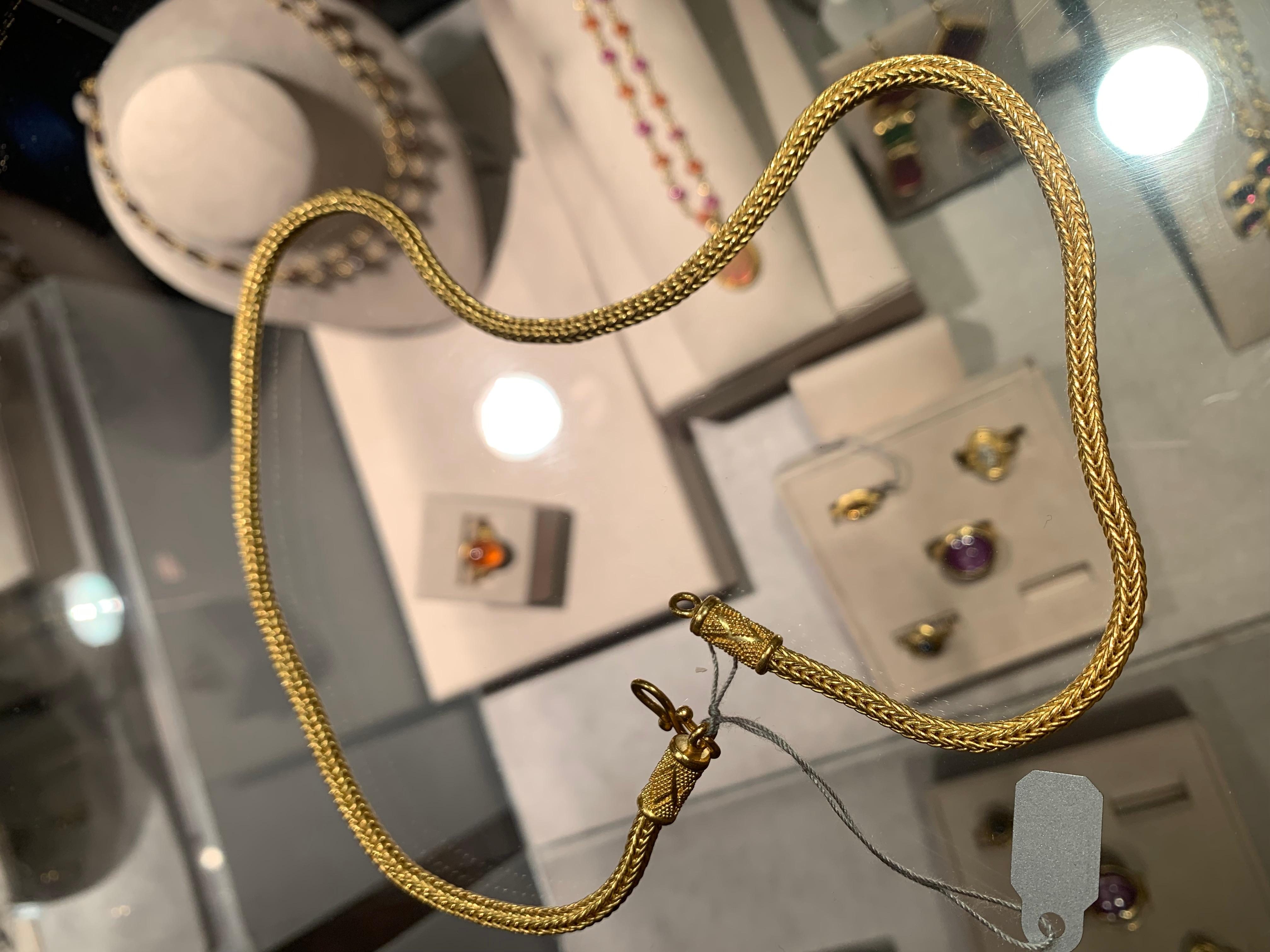 Halskette aus 22 Karat Gold mit Gelbgold im Angebot 1