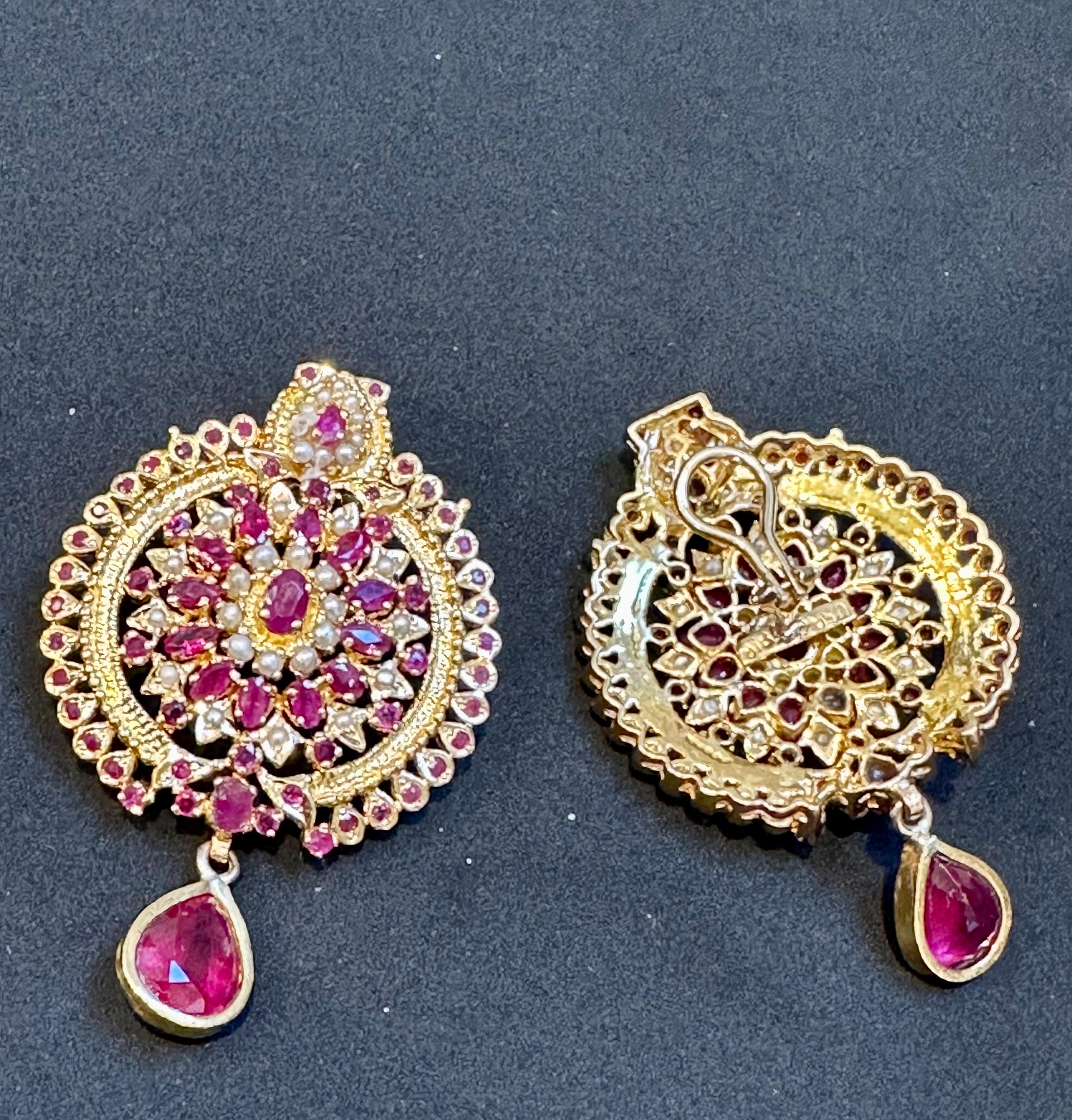 22 Karat Gold Ruby & Natural Pearl Yellow Gold Circle Stud Earring, Hanging Ruby In Excellent Condition For Sale In New York, NY