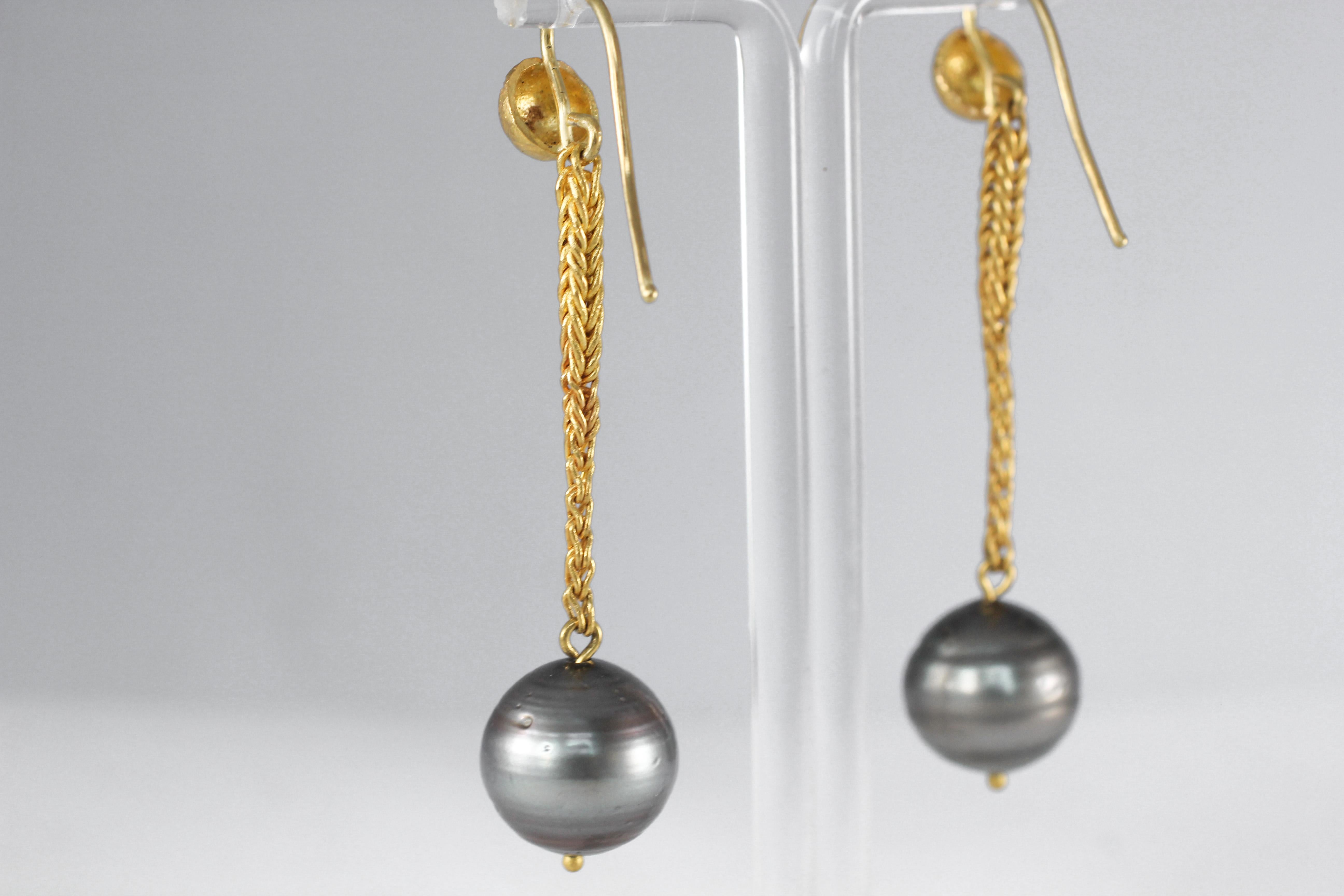 22 Karat Gold Tahiti-Perle Tropfen Ohrringe Contemporary Designer Schmuck (Zeitgenössisch) im Angebot