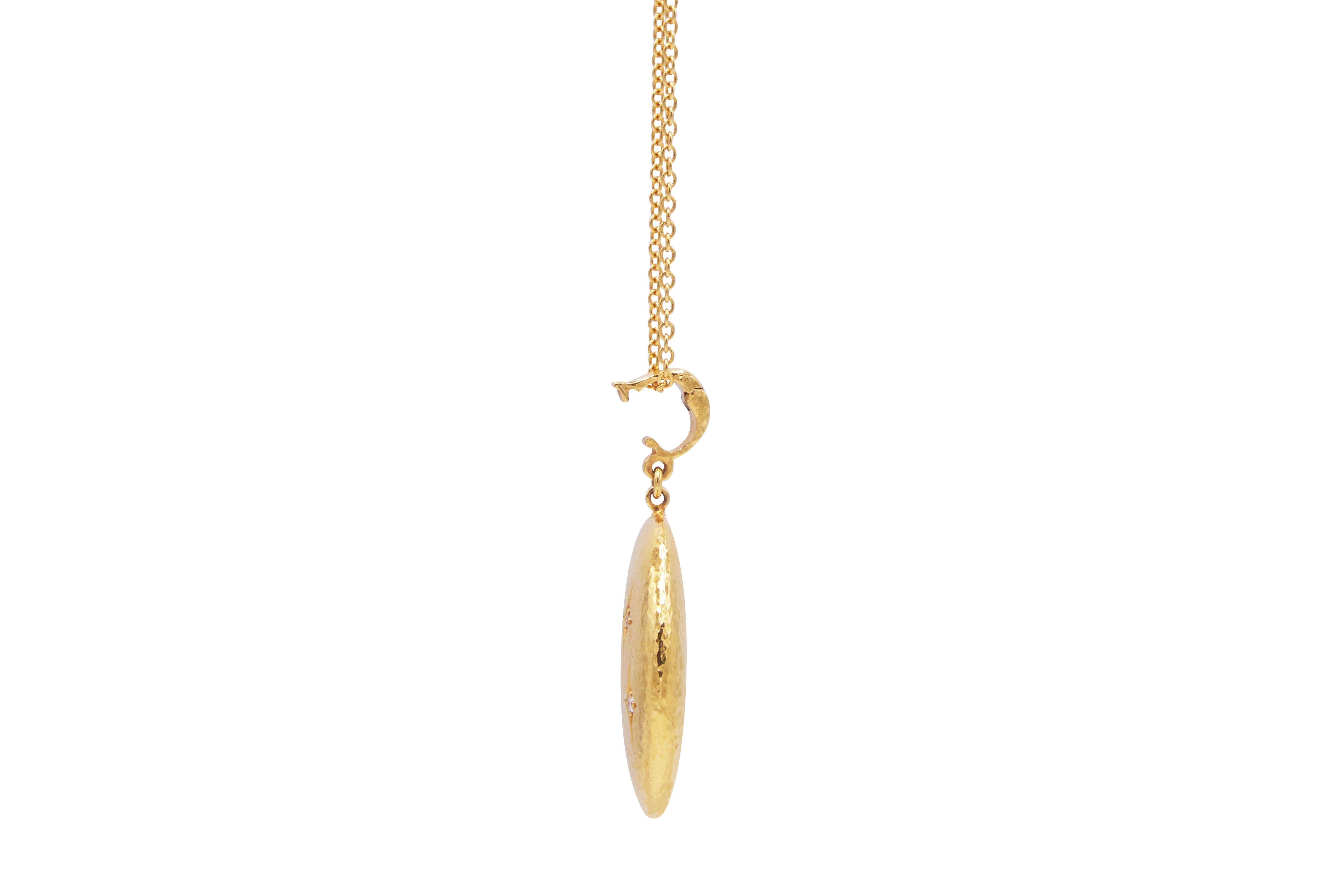 hammered gold pendant necklace