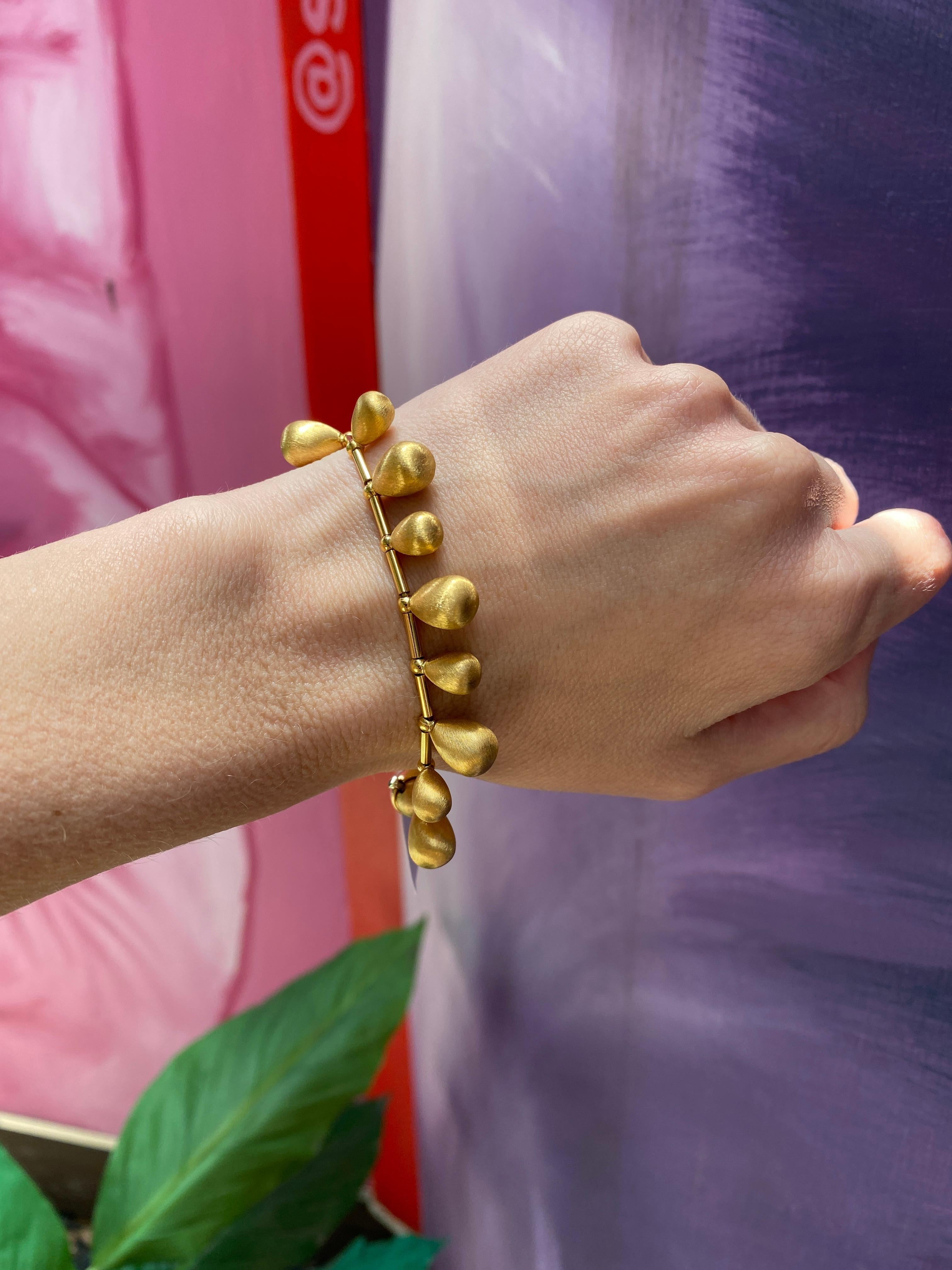 Bracelet italien en or jaune 22 carats en vente 7