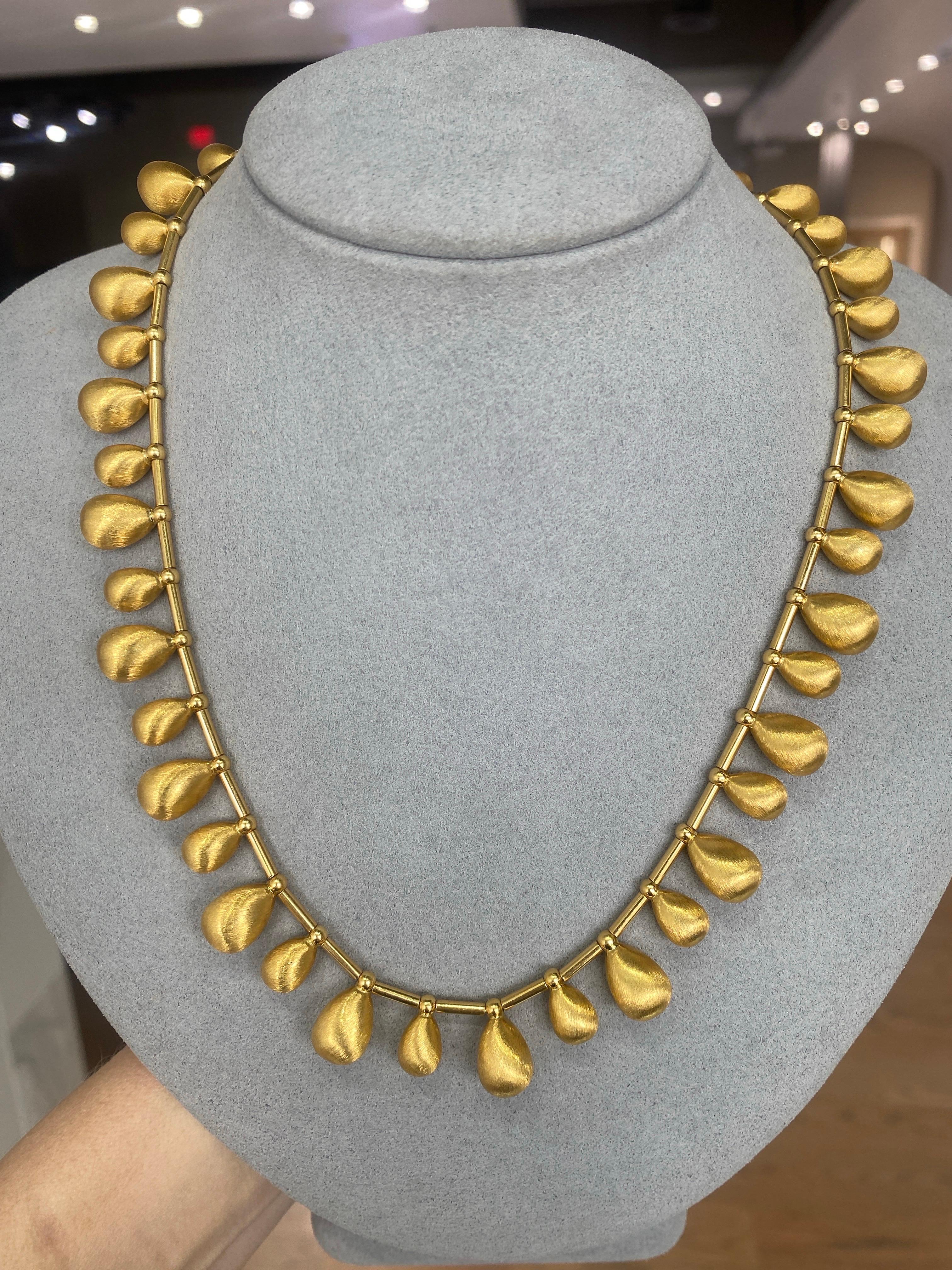 da uomo o donna Collana Dangle con texture in oro giallo italiano 22 carati in vendita