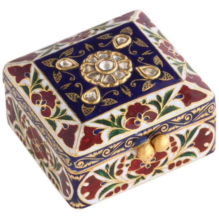 22 Karat Jaipur Indian Gold Enamel and Diamonds Pill Snuff Box at 1stDibs |  22 karat indian gold jewelry