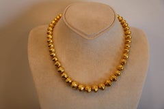 22 karat pure yellow gold necklace of the brand zolotas