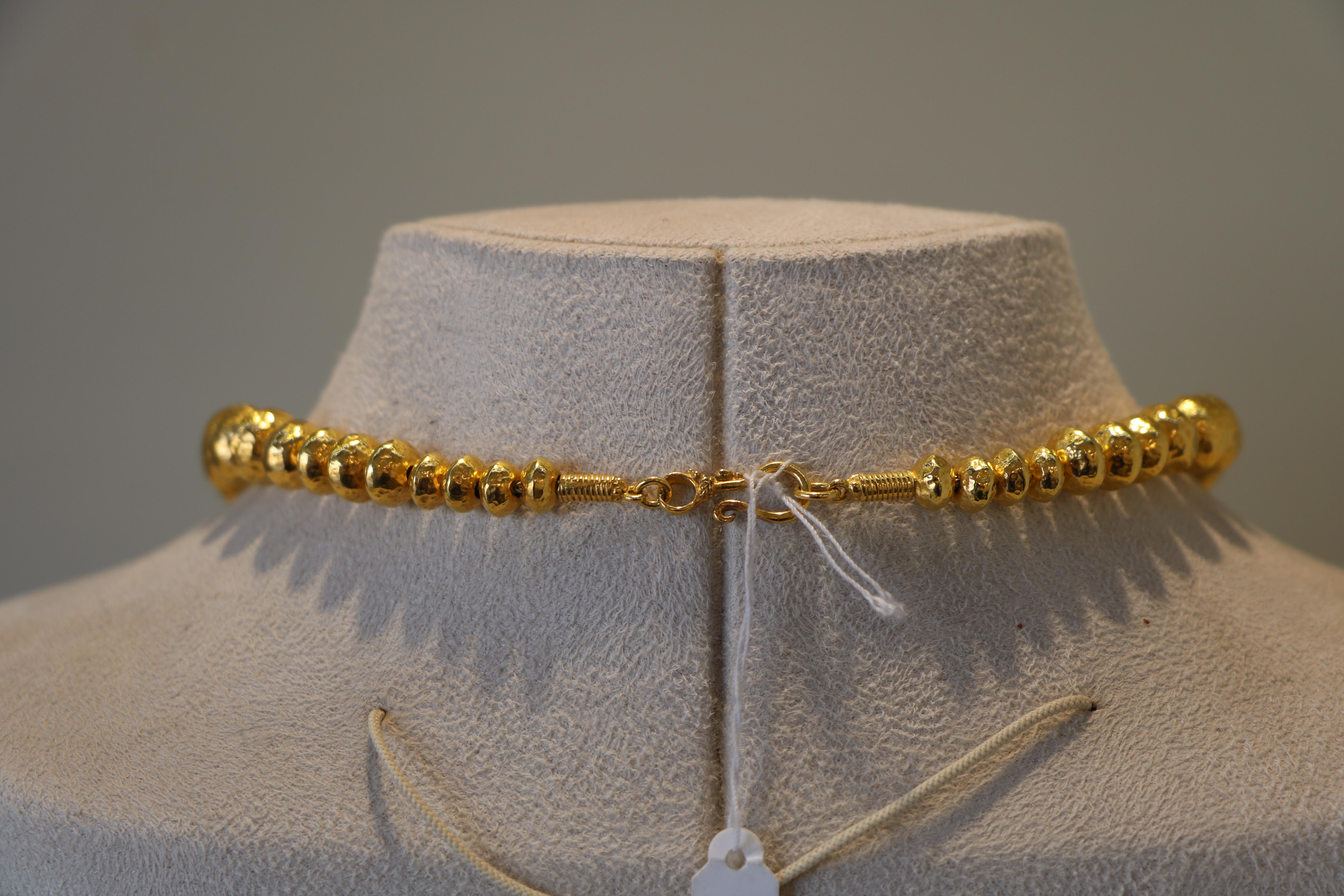 22 karat pure yellow gold necklace of the brand zolotas For Sale 2