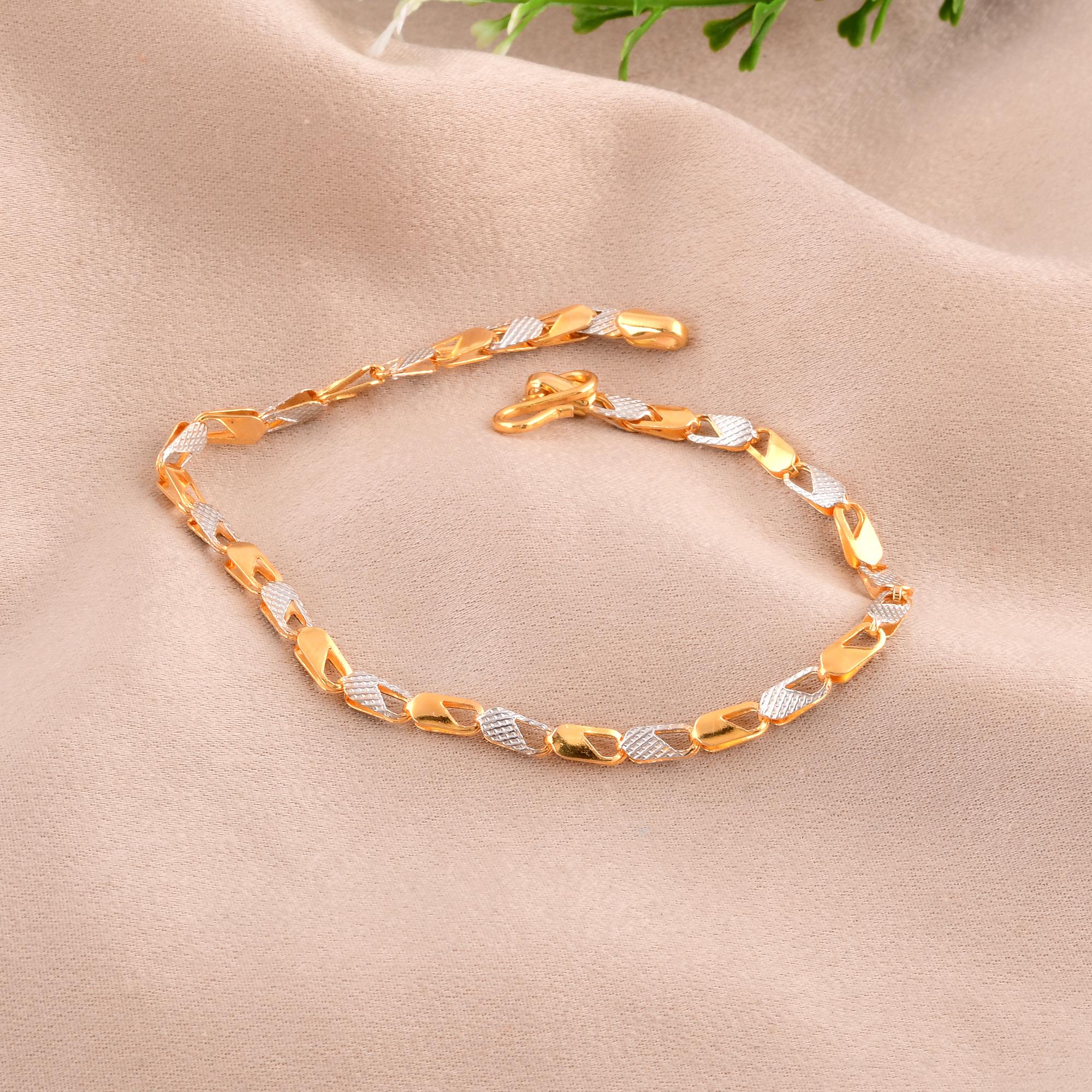 Modern 22 Karat Solid White Yellow Gold Lobster Clasp Design Bracelet Handmade Jewelry For Sale