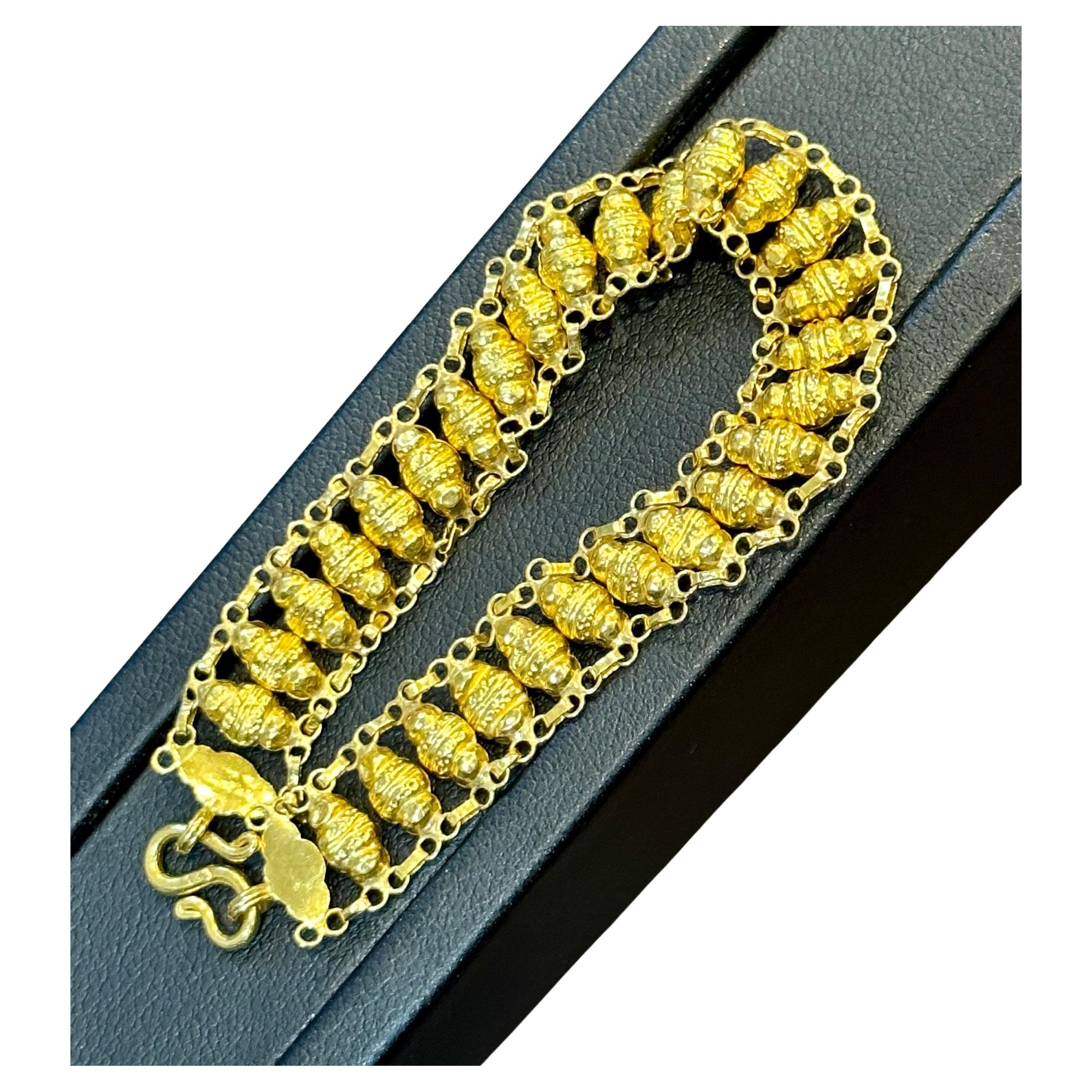22 Karat Yellow Gold 7.6 Gm Link Bracelet Unisex