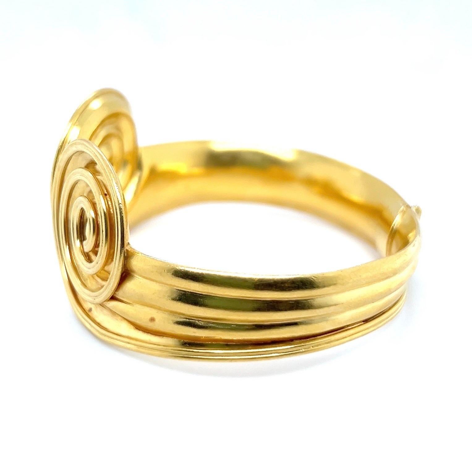 Greek Revival 22 Karat Yellow Gold Lalaounis Bangle, 1970s For Sale