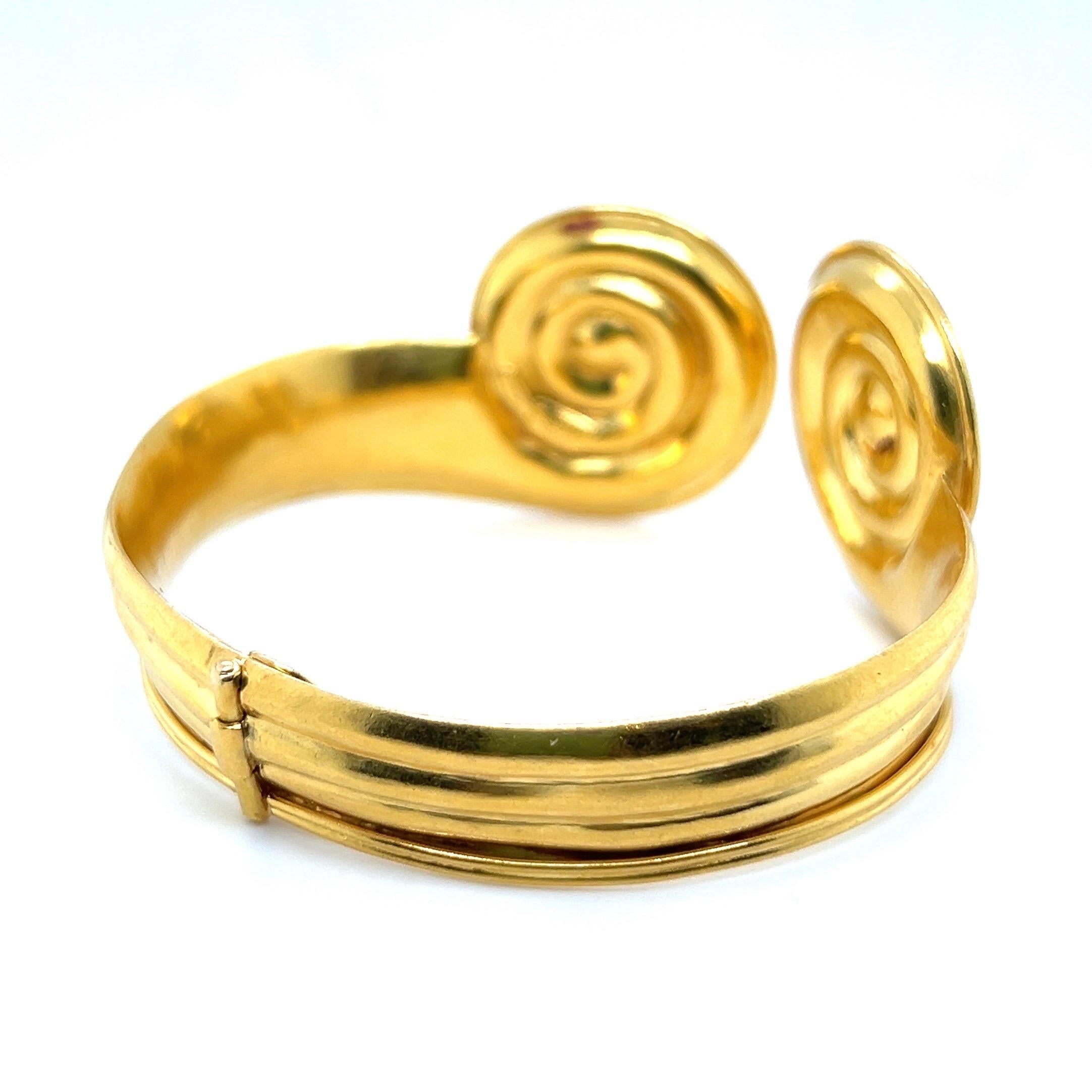 Women's or Men's 22 Karat Yellow Gold Lalaounis Bangle, 1970s For Sale