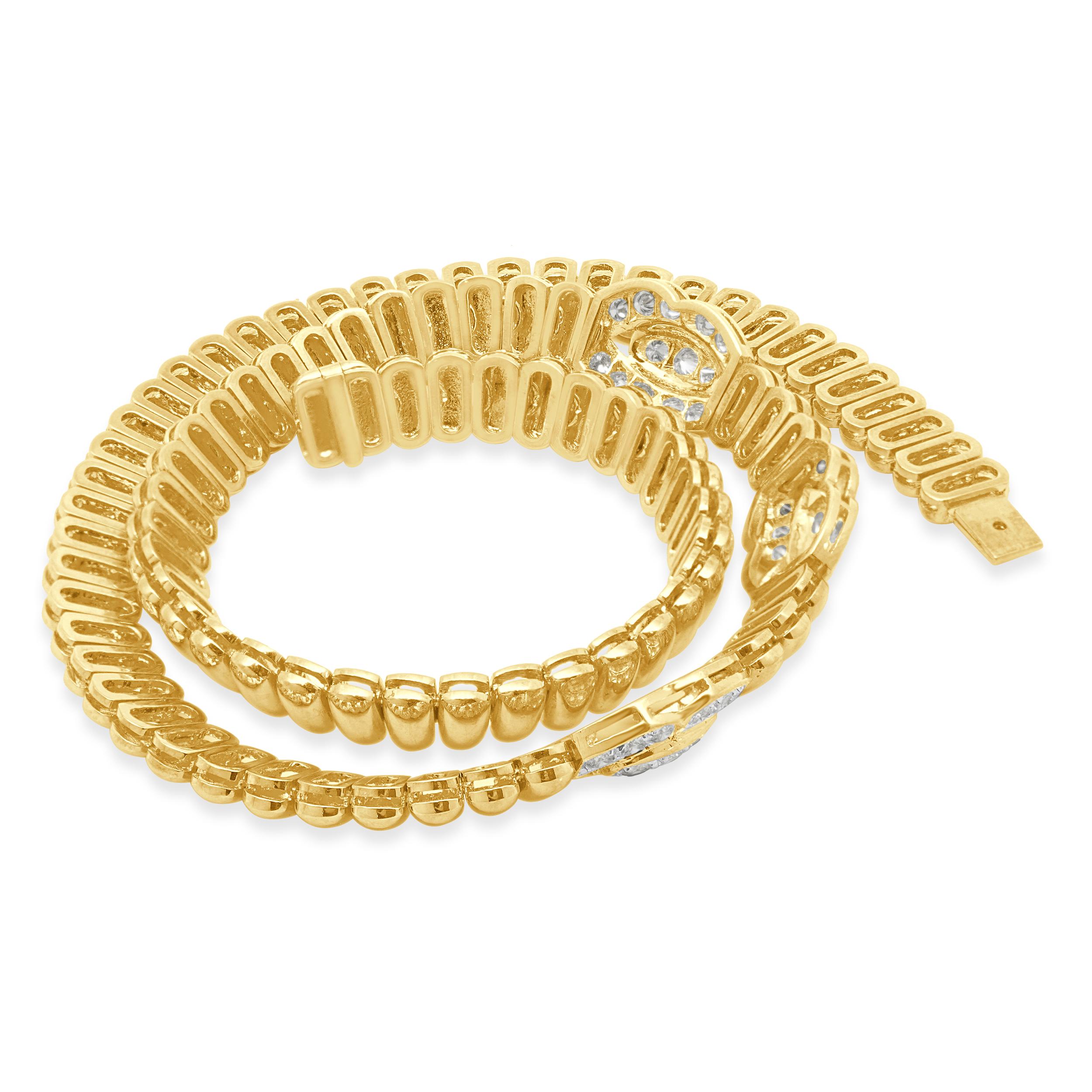 Taille ronde Collier en or jaune 22 carats à maillons et diamants en vente