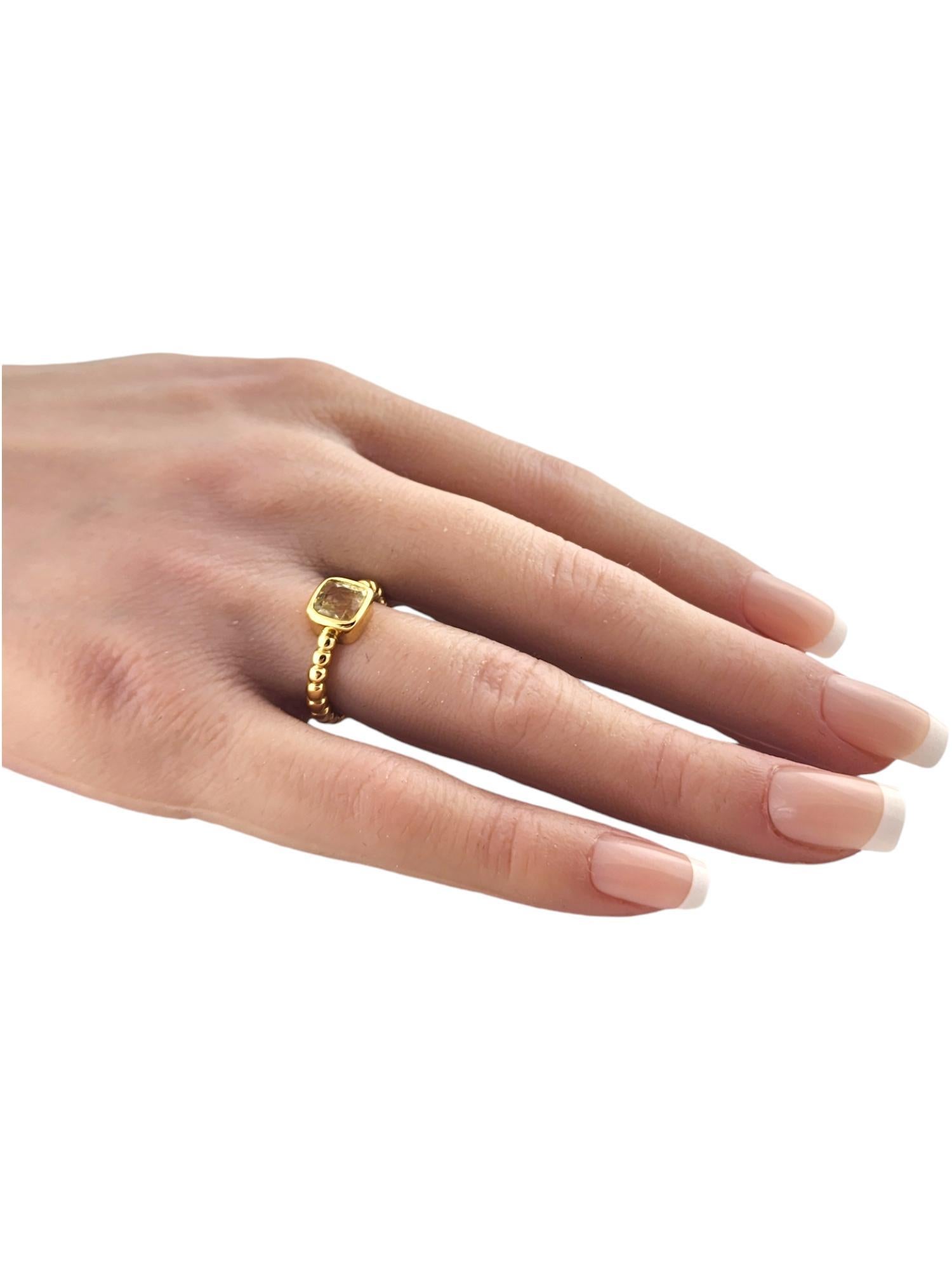 Bague en or jaune 22 carats avec perles de saphir jaune naturel, taille 4 n°19027 Pour femmes en vente