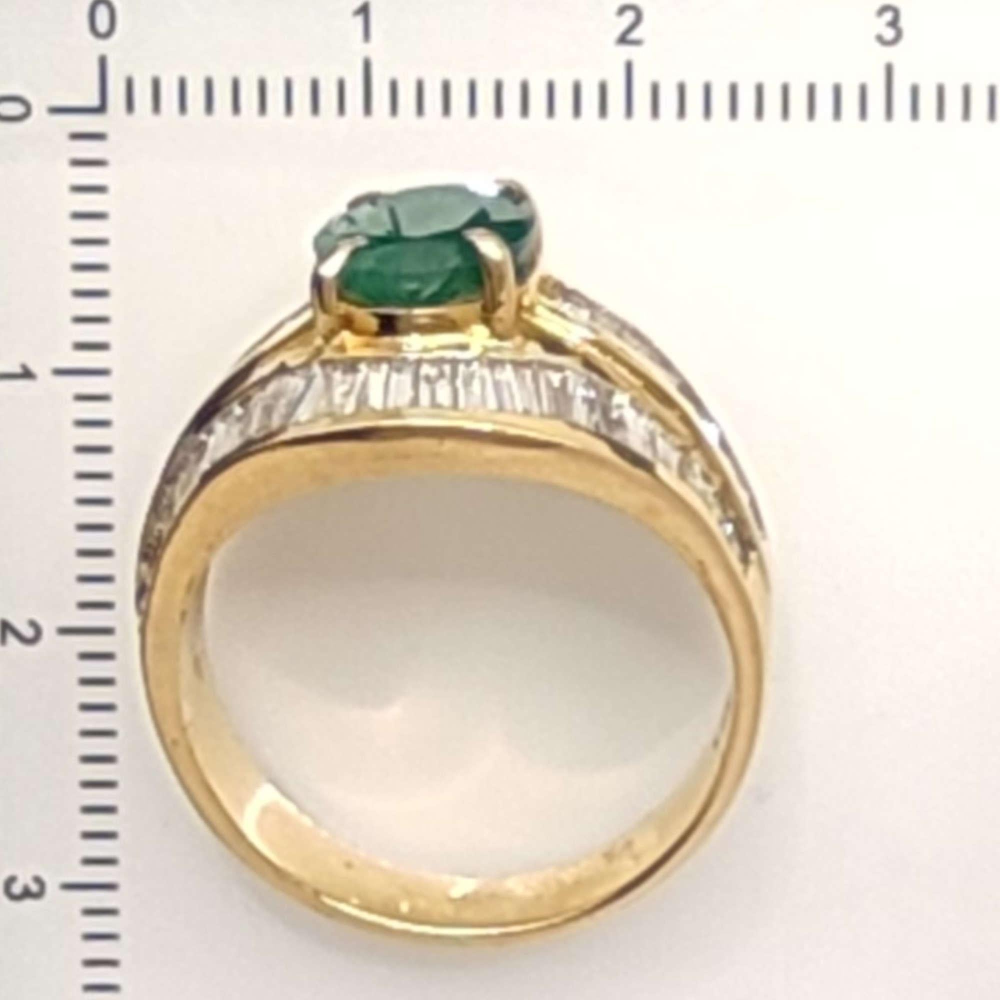 22 karat yellow gold  Emerald Diamond  women Cocktail Ring For Sale 3