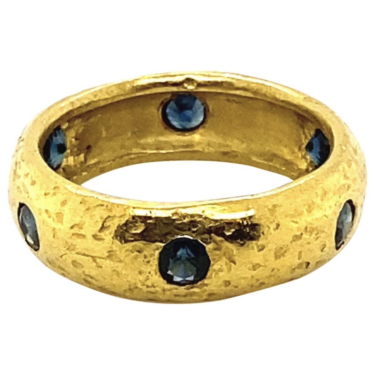 Contemporary 22 Karat Yellow Gold Sapphire and Ruby Hammer Band Rings - Size 6.75 For Sale