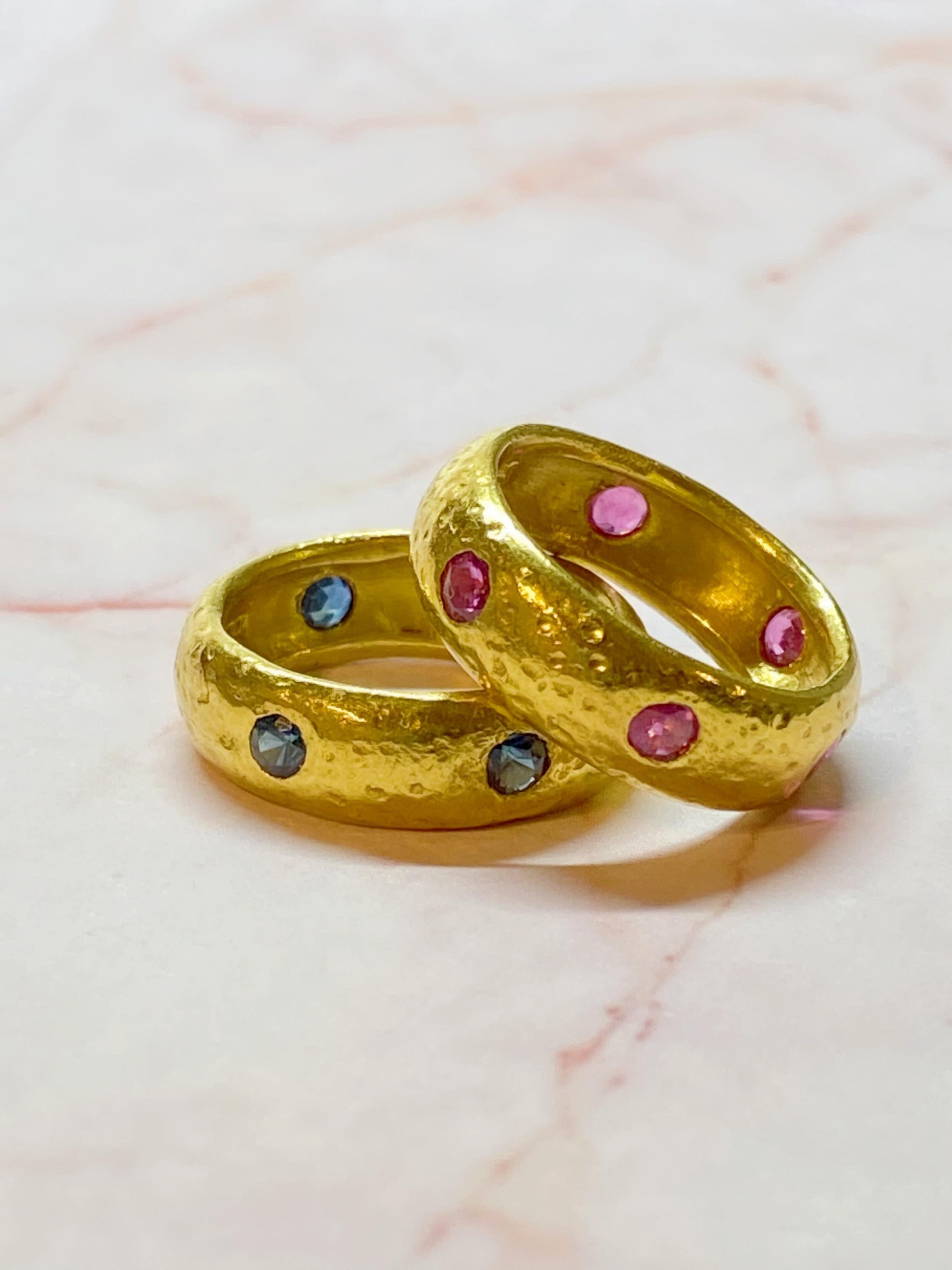 Women's or Men's 22 Karat Yellow Gold Sapphire and Ruby Hammer Band Rings - Size 6.75 For Sale