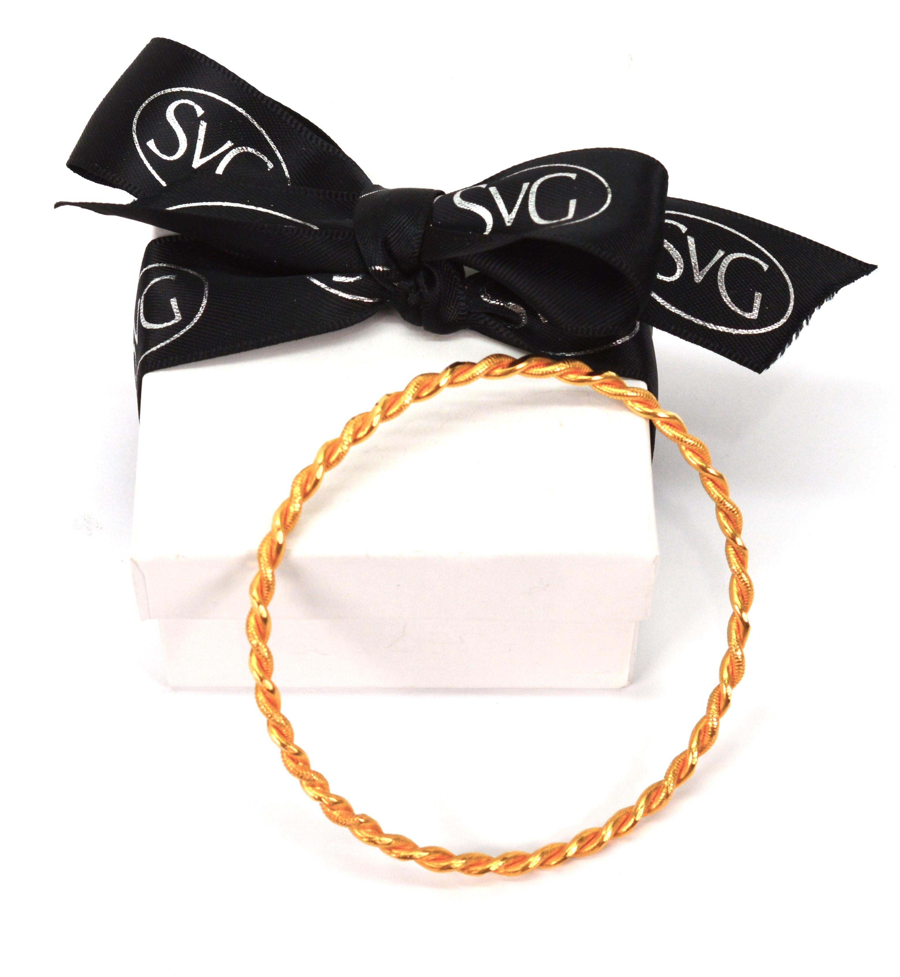 Bracelet en or jaune 22 carats avec câble torsadé en vente 2