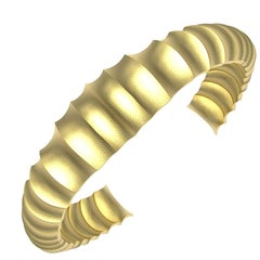 Petit bracelet manchette concave unisexe en or jaune 22 carats