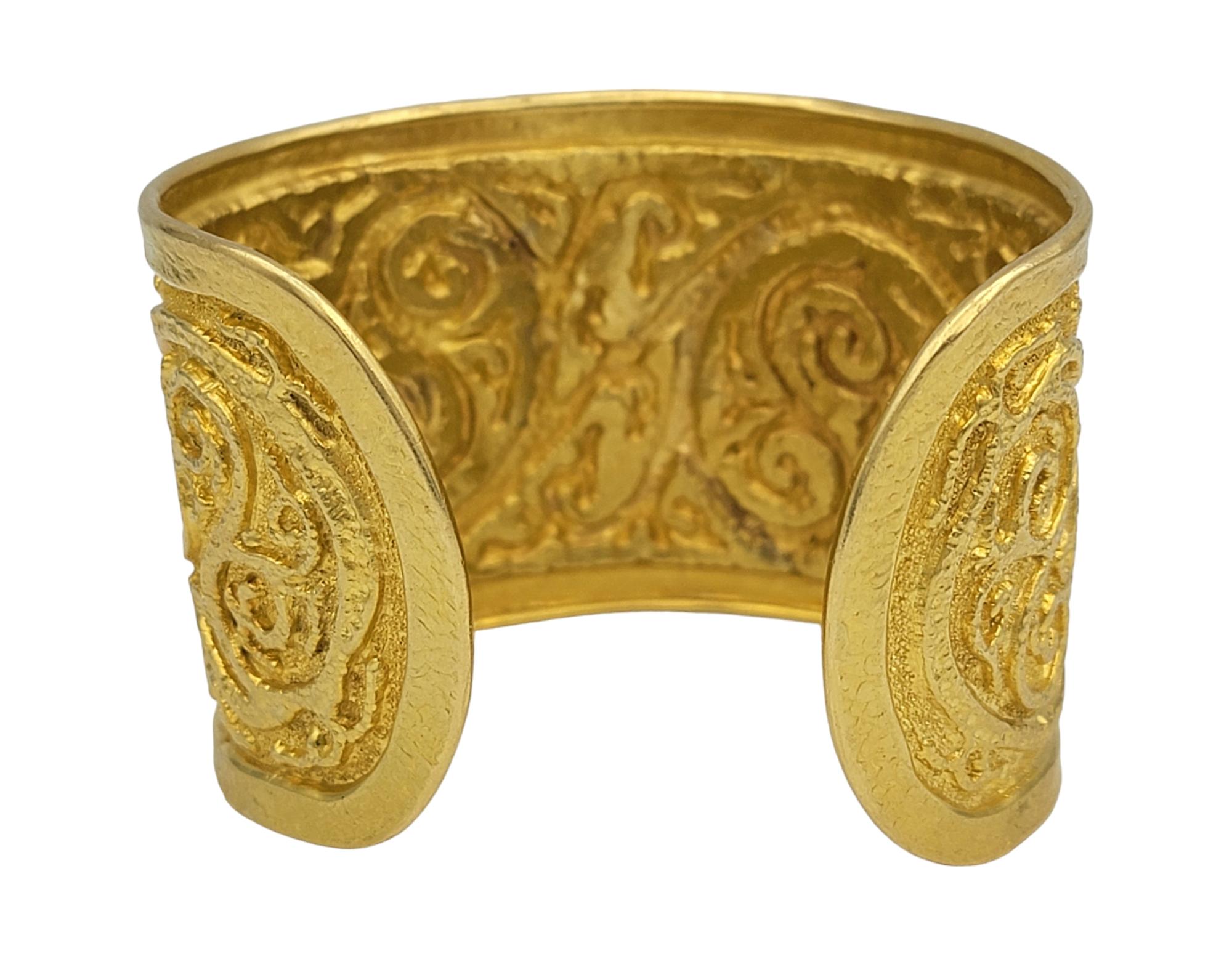 22 Karat Yellow Gold Wide Cuff Bracelet with Multi-Textured Scroll Design For Sale 2