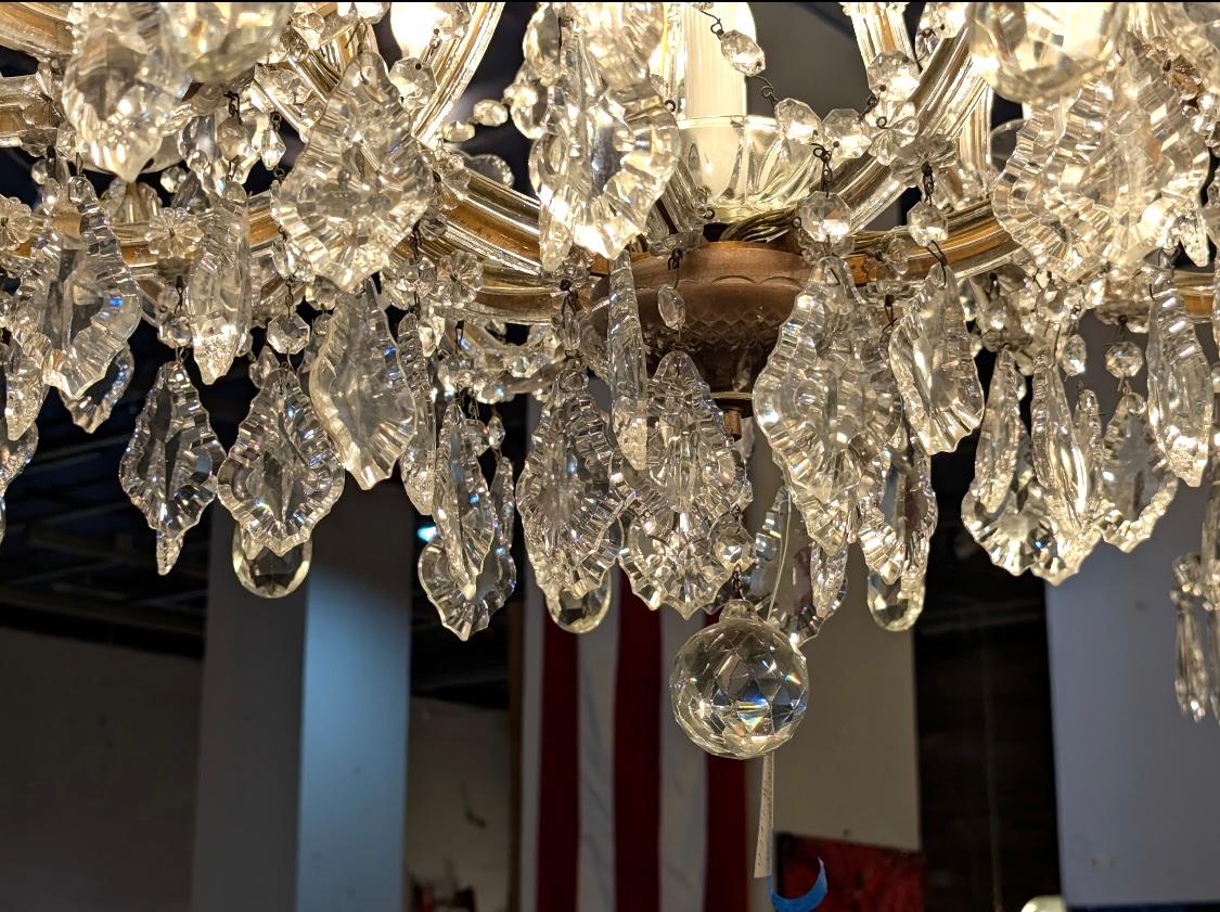 22 Light Marie Therese Crystal Chandelier w E12 Sockets UL Listing 1