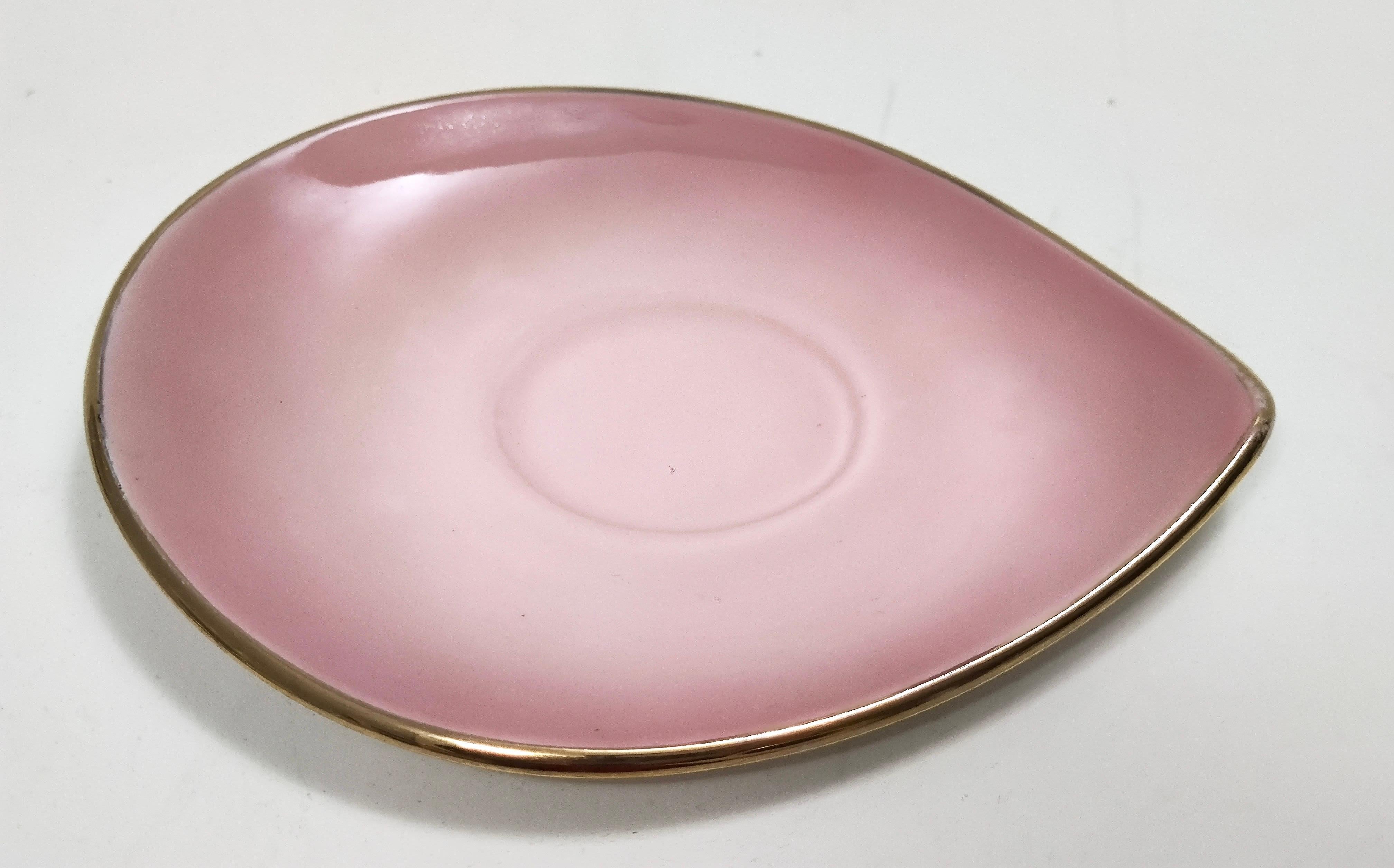 22-Piece Colorful Ceramic Breakfast Set by Italo Casini, Sesto Fiorentino For Sale 11