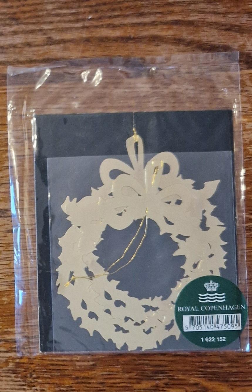 Europeo 22 ornamenti per l'albero di Natale dorati di Royal Copenhagen in confezione originale in vendita