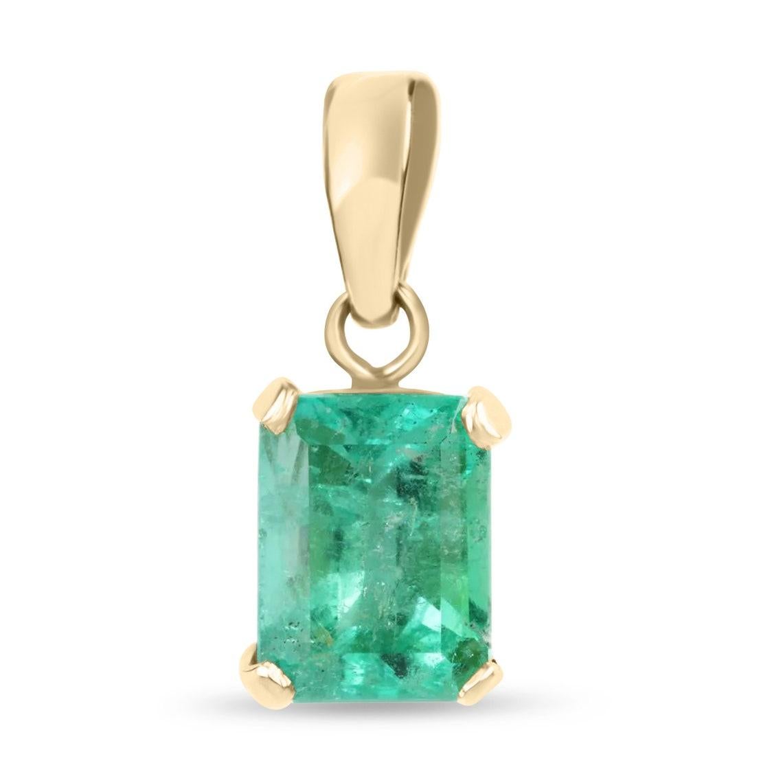 2.20 Carat Colombian Emerald Pendant Necklace in 14K Yellow Gold Emerald Cut For Sale