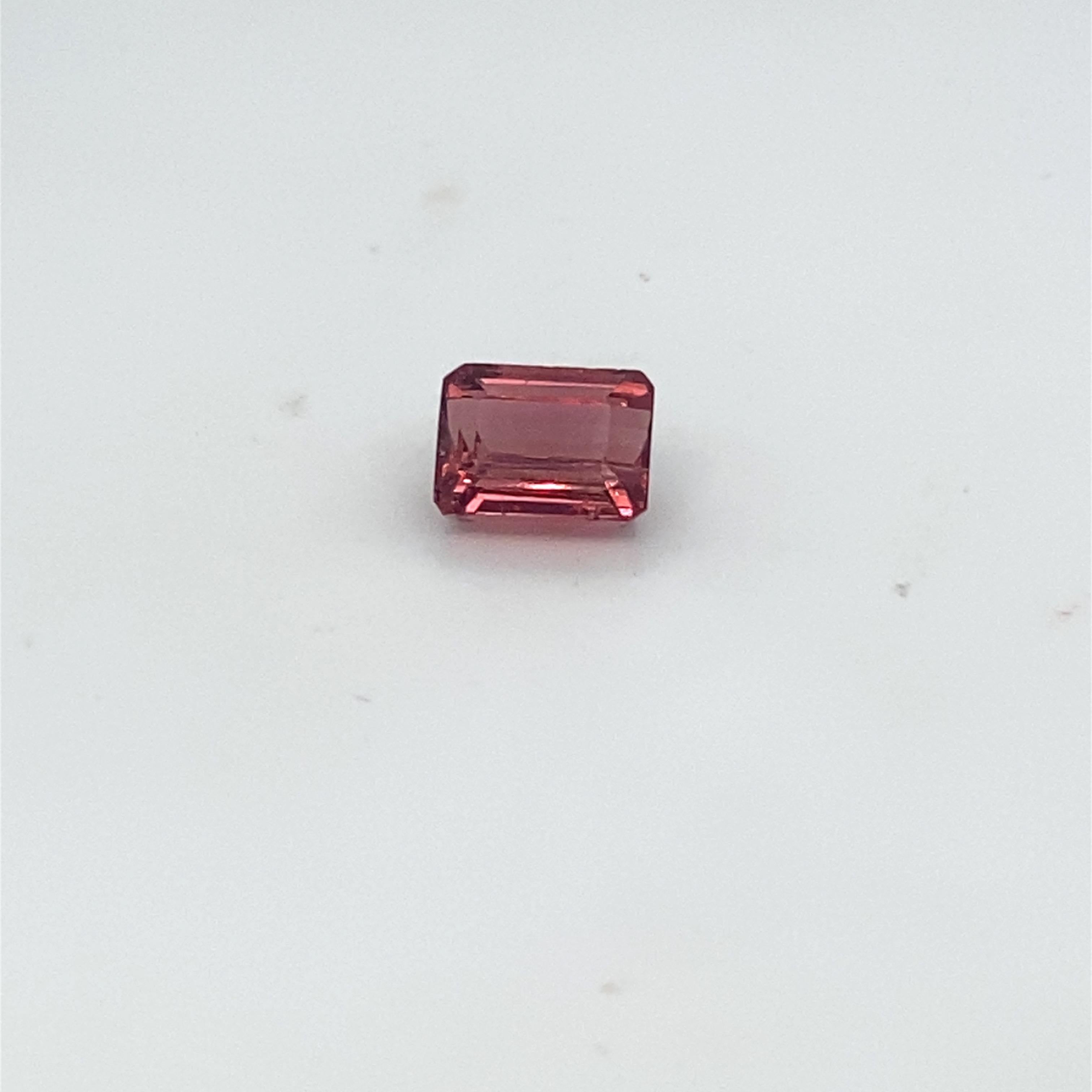 2,20 carati di tormalina rosa taglio smeraldo sciolta in vendita 10