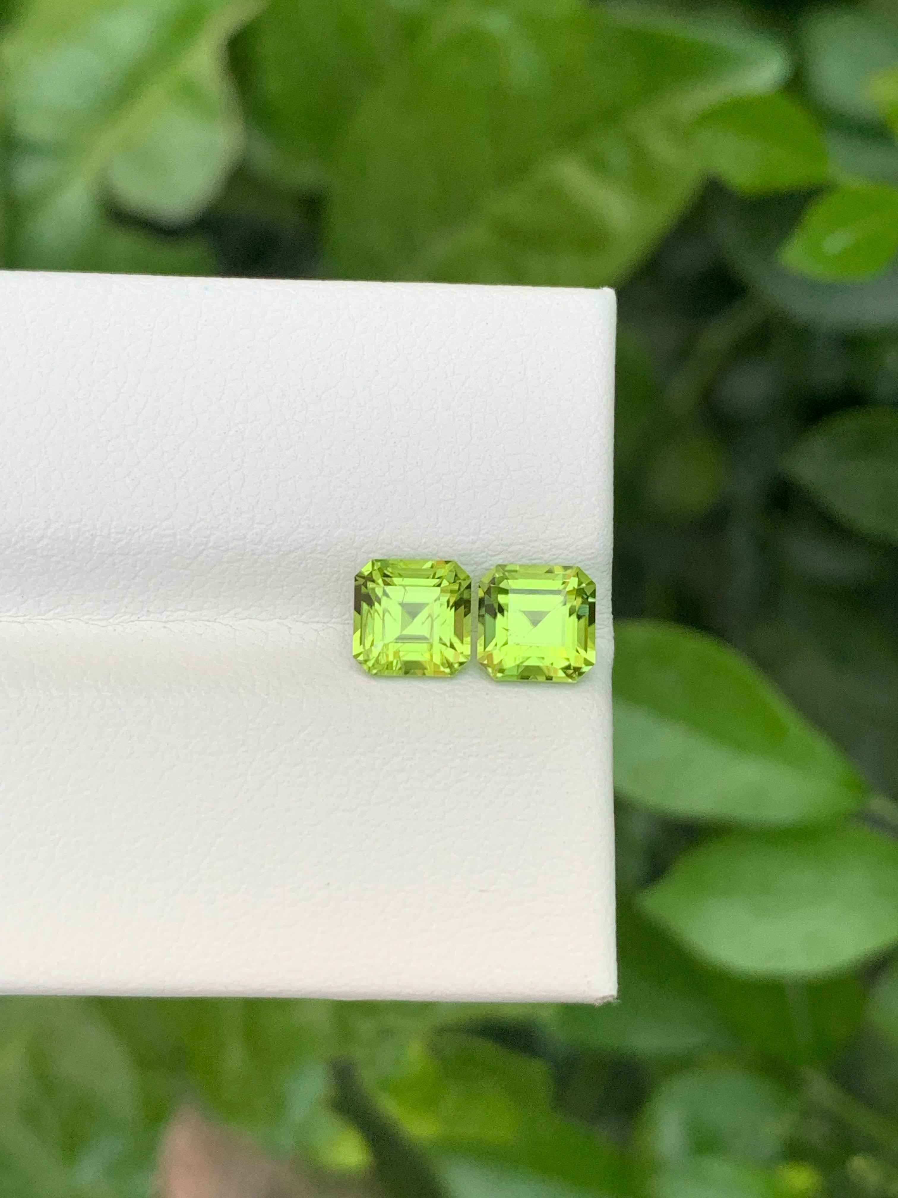 2.20 Carat Natural Loose Apple Green Peridot Pair Asscher Cut Pakistani Gemstone For Sale 5