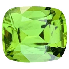 Gema suelta de peridoto natural de 2.20 quilates en forma de cojín