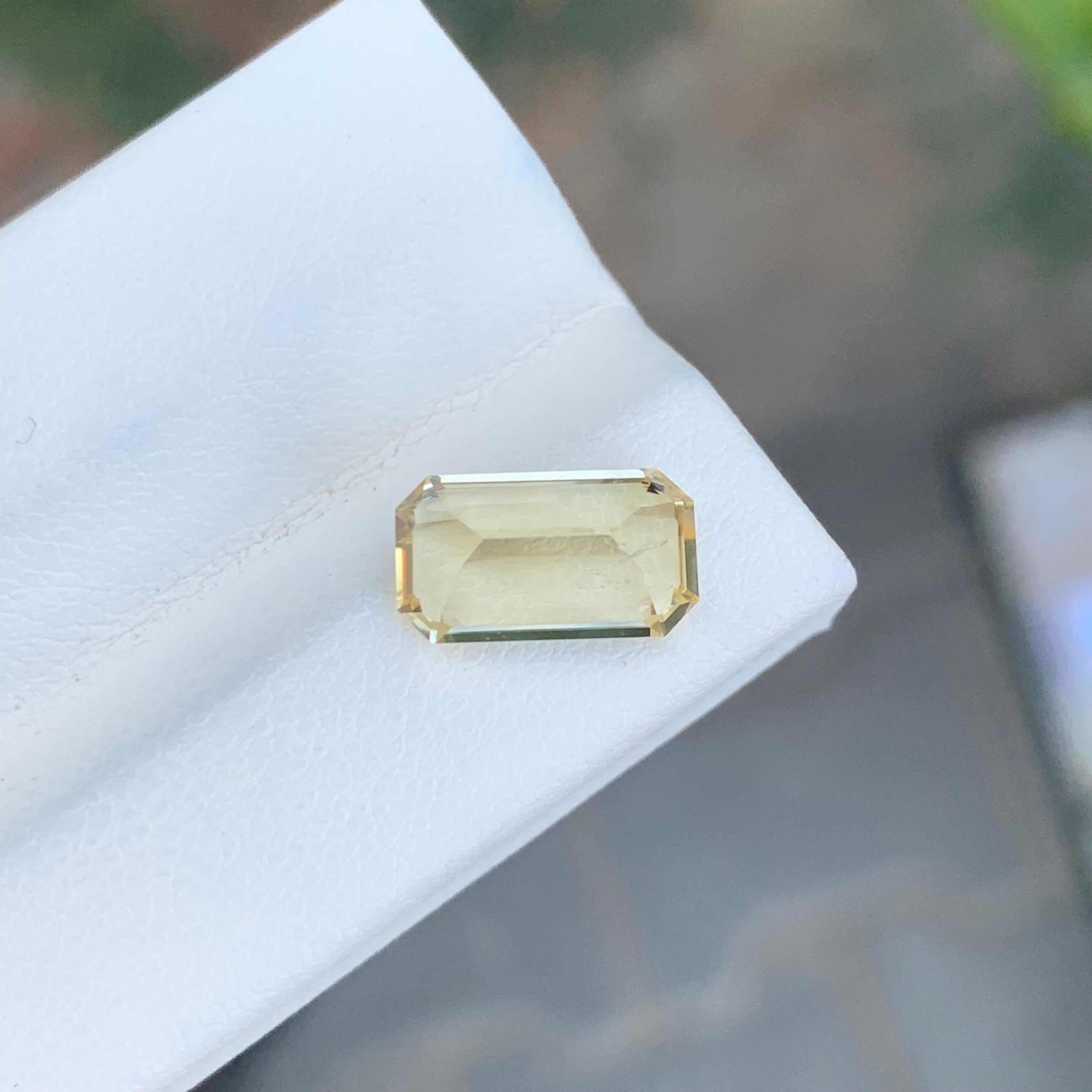 Gem Natural Loose Rare Scapolite en forme de coussin de 2,20 carats Neuf - En vente à Peshawar, PK