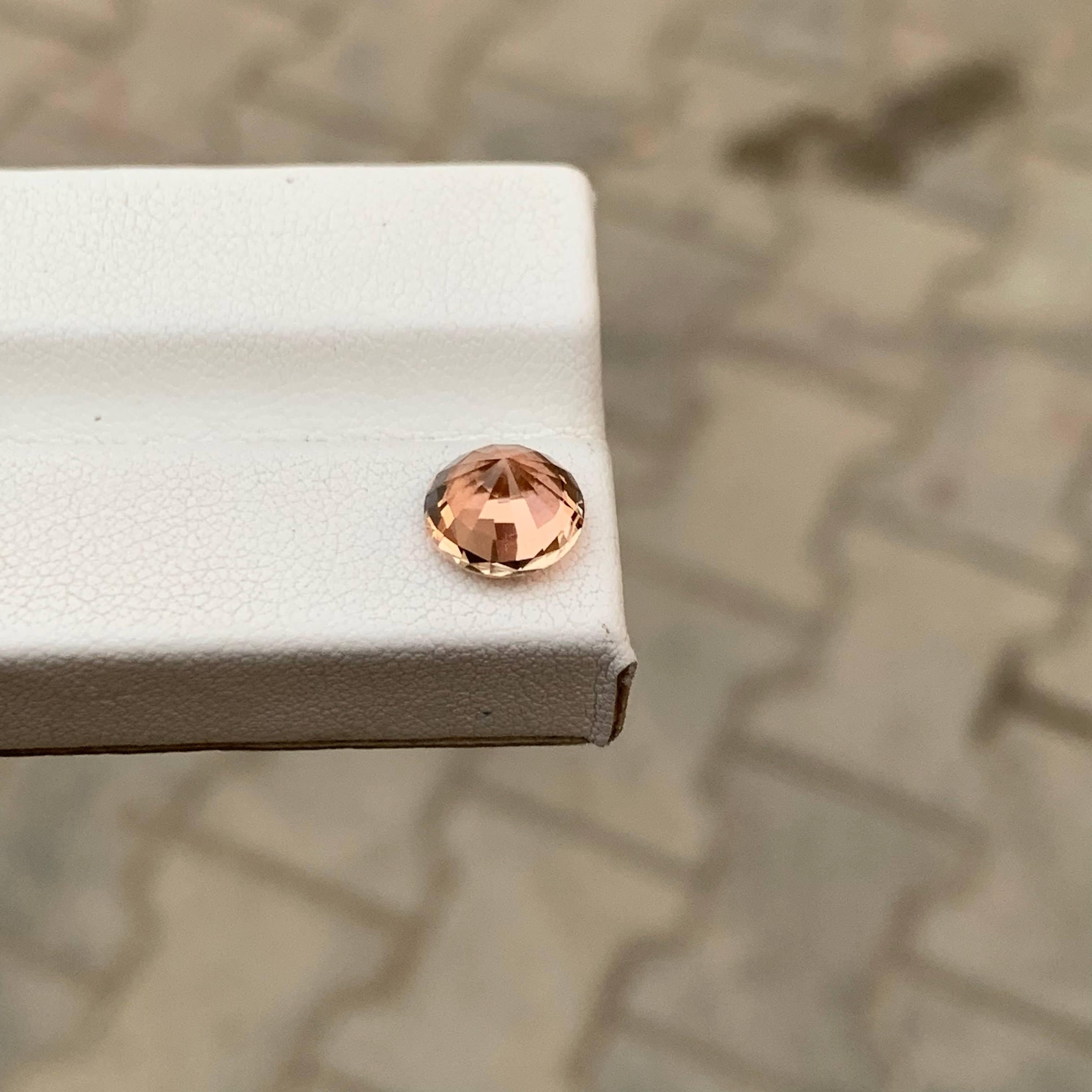 2,20 carati di tormalina del tramonto naturale sfusa, taglio rotondo Gemma africana in vendita 4