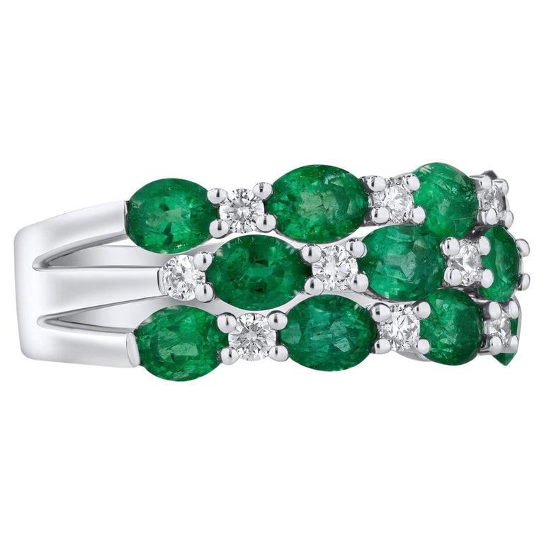 2.20 Carat Oval Emerald and 0.29 Carat Diamond Checkerboard Ring in 14k White For Sale