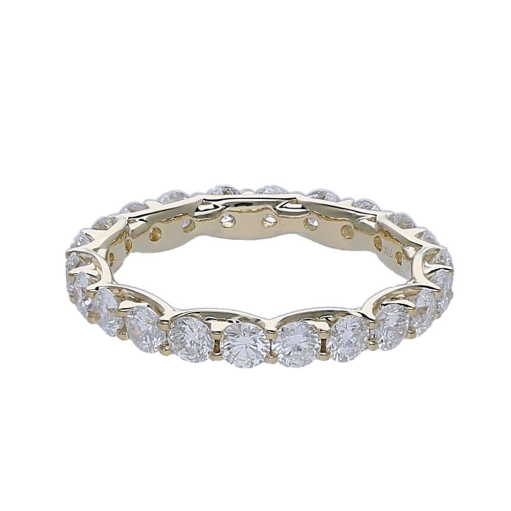 2.20 Carat Round Diamond Eternity Ring 14 Karat Yellow Gold Diamond Band Ring In New Condition For Sale In Istanbul, TR