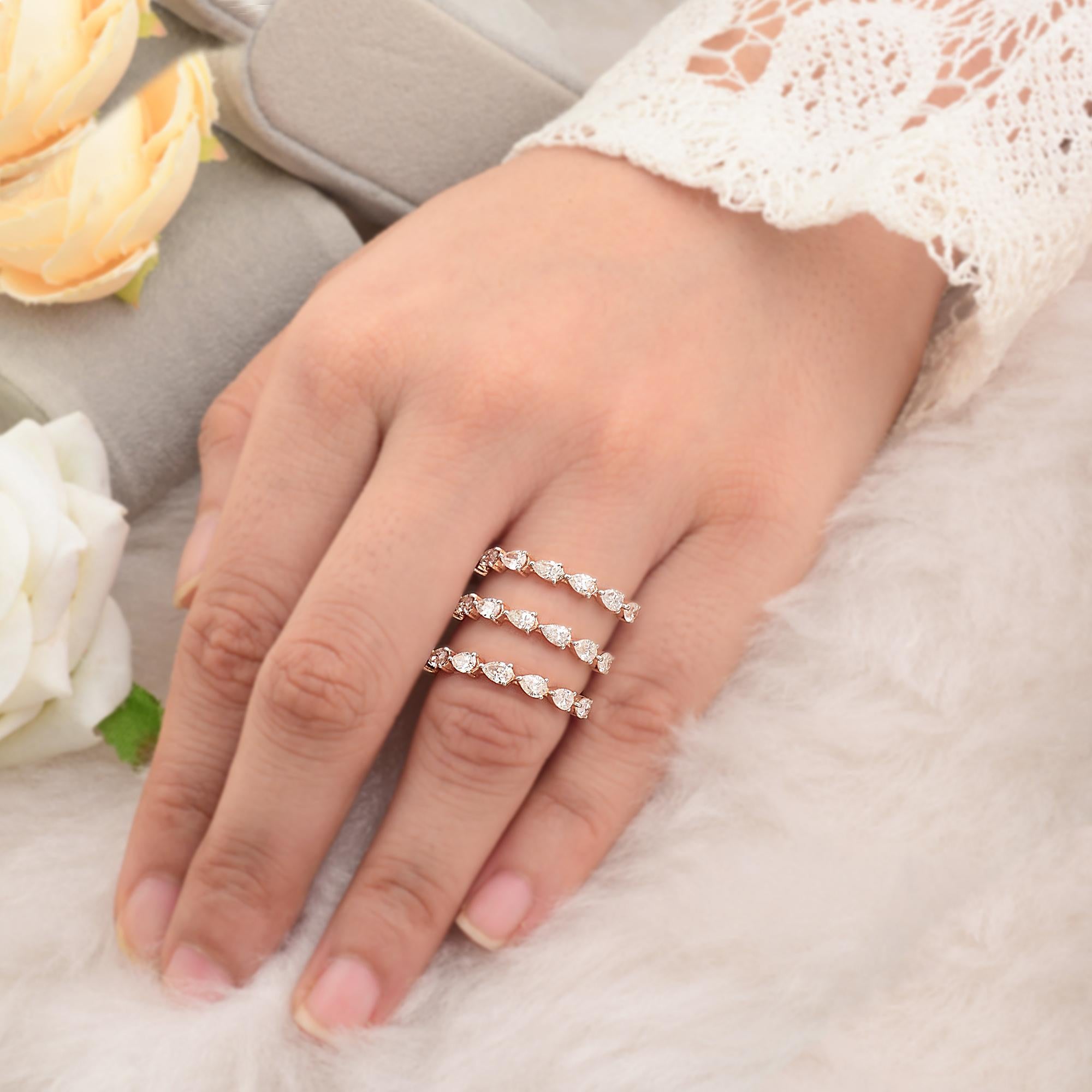 En vente :  2.20 Carat SI Clarity HI Color Pear Diamond Spiral Ring 18k Rose Gold Jewelry  6