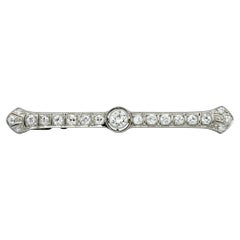 2.20 Carat Total Vintage Old Mine Cut Diamond Bar Brooch in Platinum, E-F / VVS