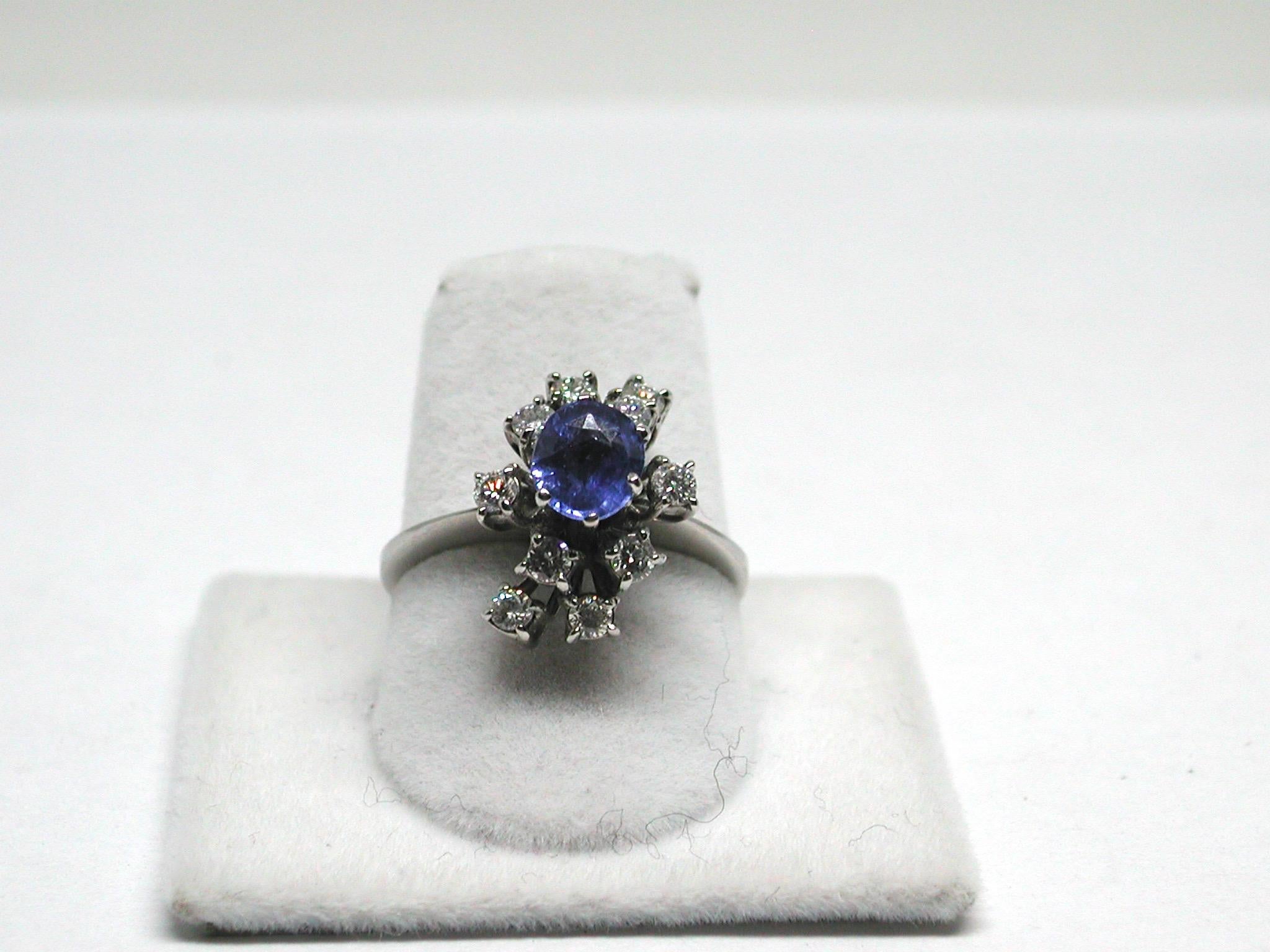 Round Cut 2.20 Carat White Gold Diamond Sapphire Engagement Ring For Sale
