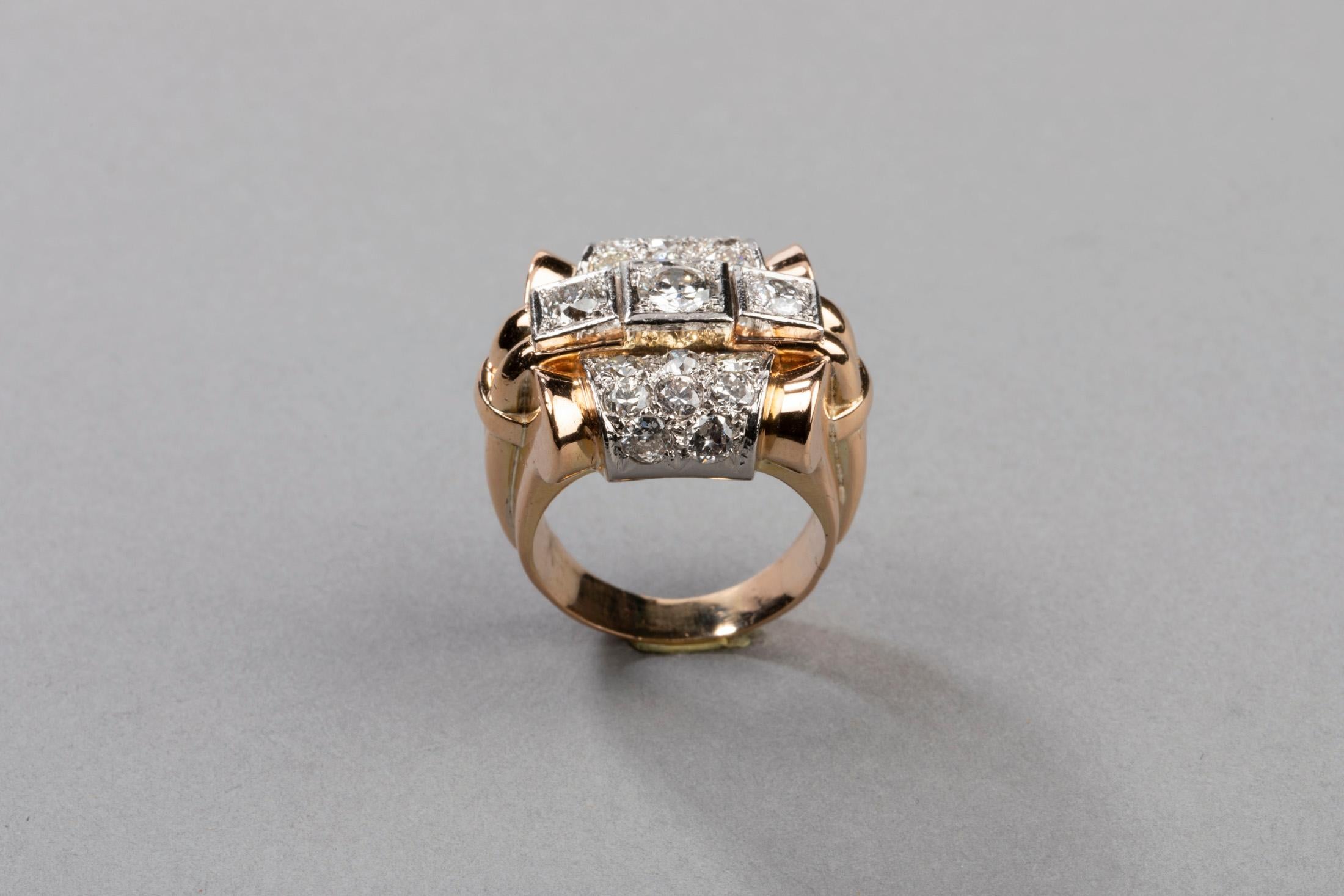 2.20 Carat Gold Platinum and Diamonds French Tank Ring In Good Condition In Saint-Ouen, FR