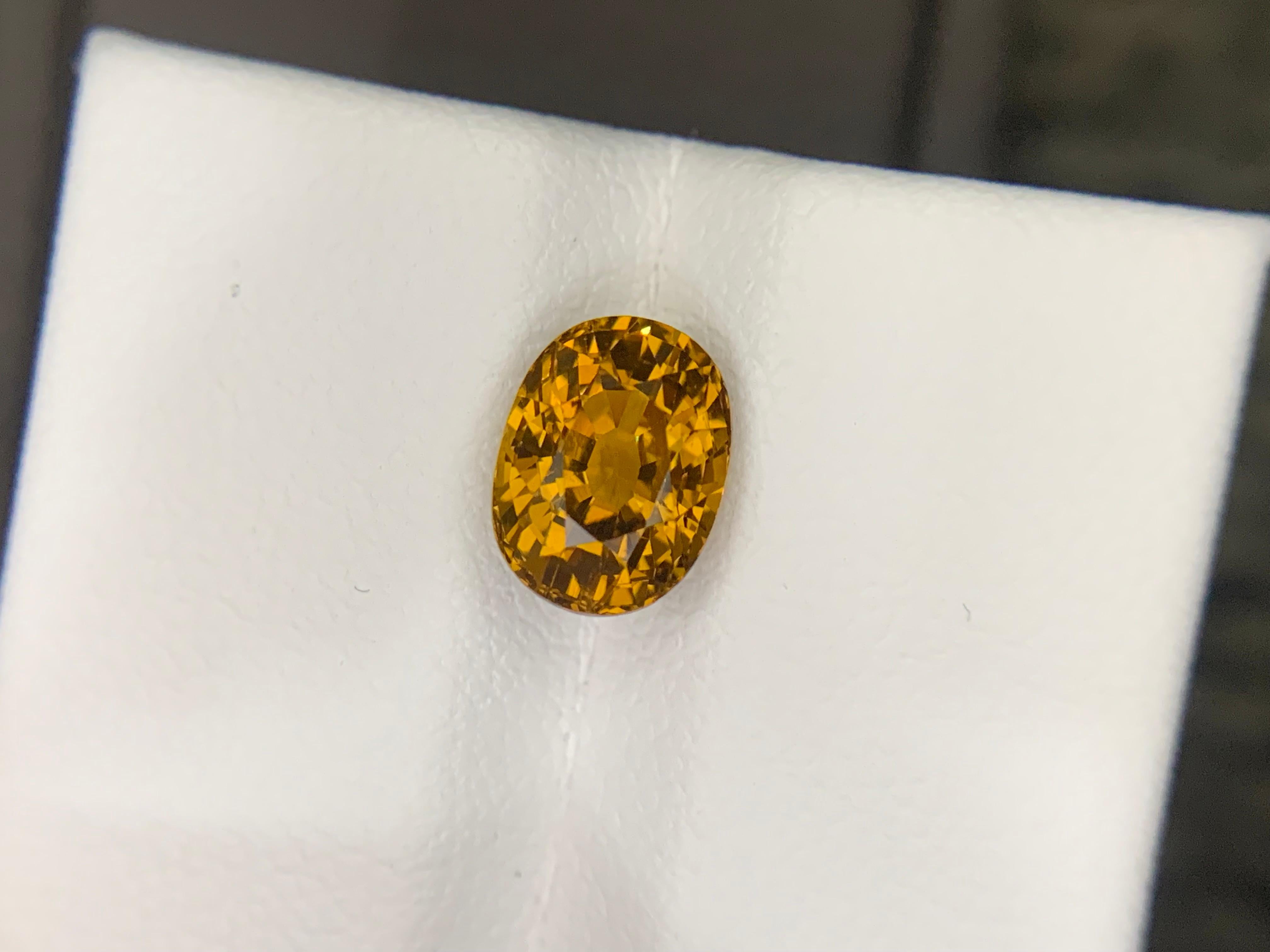 2,20 Carati di Granato del Mali sfuso, pietra naturale dal taglio ovale in vendita 1