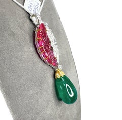 22.00 ctw Vintage Style Emerald, Ruby & Diamond Drop Pendant 18K Yellow Gold