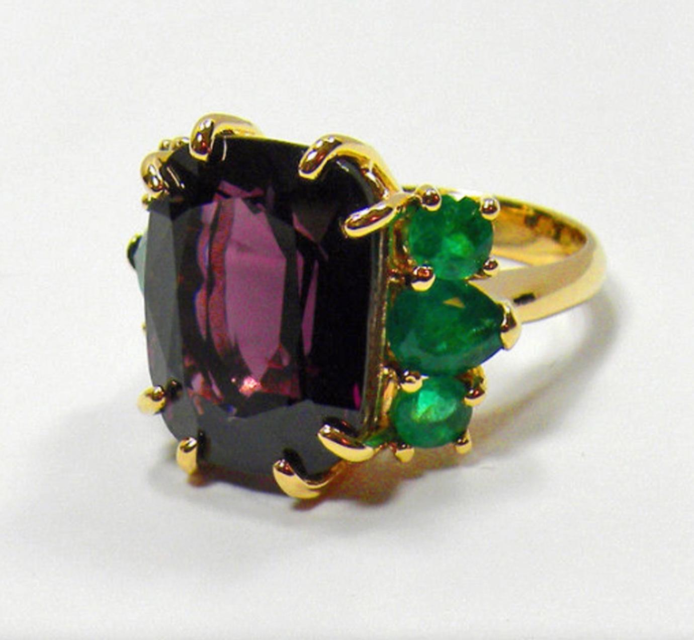 22.03 Carat Certified Fine Spinel Colombian Emerald Ring 18K, Burma No Heat For Sale 1
