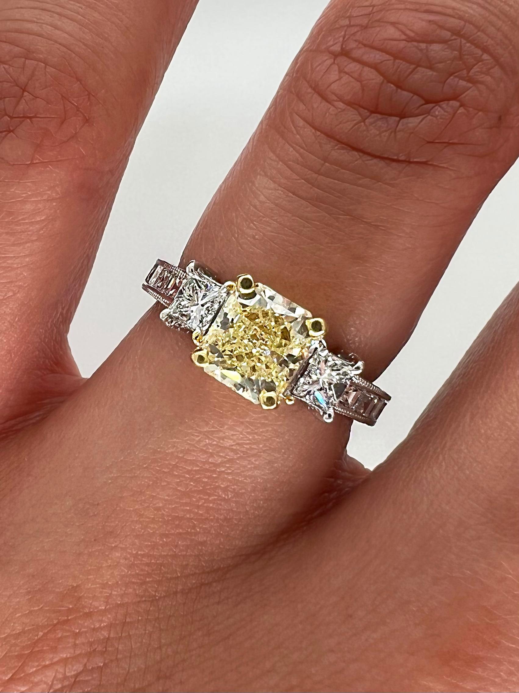 Women's or Men's 2.20 Total Carat Fancy Yellow Diamond Ladies Engagement Ring GIA For Sale