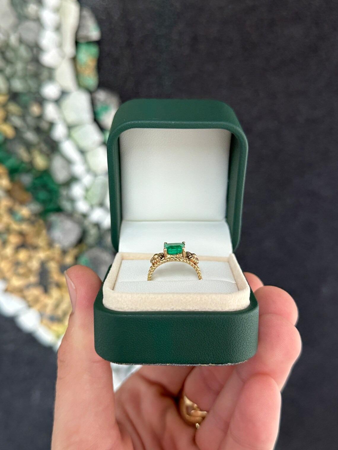 Women's 2.20ct 14K Vintage Inspired Vivid Asscher Cut Colombian Emerald Solitaire Ring For Sale
