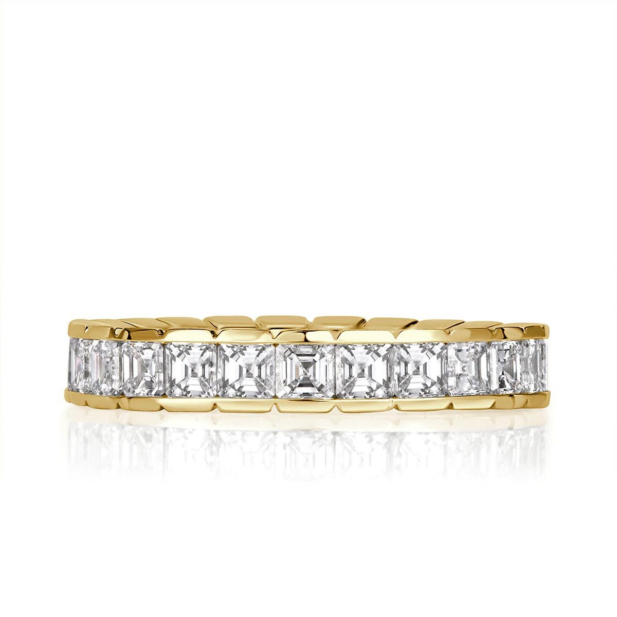 2.20ct Asscher Cut Diamond Eternity Band in 18k Yellow Gold For Sale