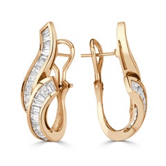 Boucles d'oreilles en or jaune 14K avec diamant taille baguette de 2,20ct