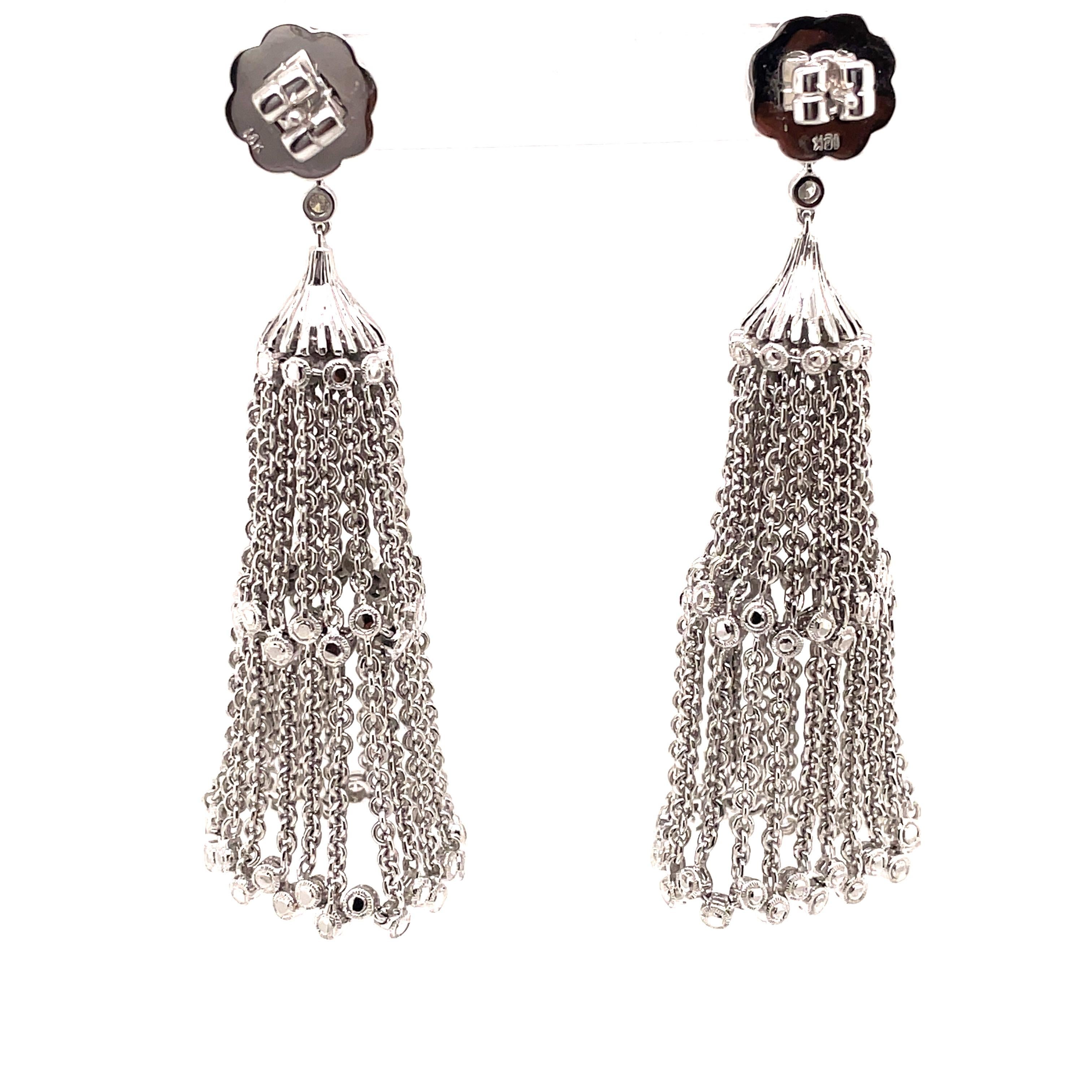 2.20ct Diamond Chandelier Earrings 18k White Gold In New Condition For Sale In BEVERLY HILLS, CA