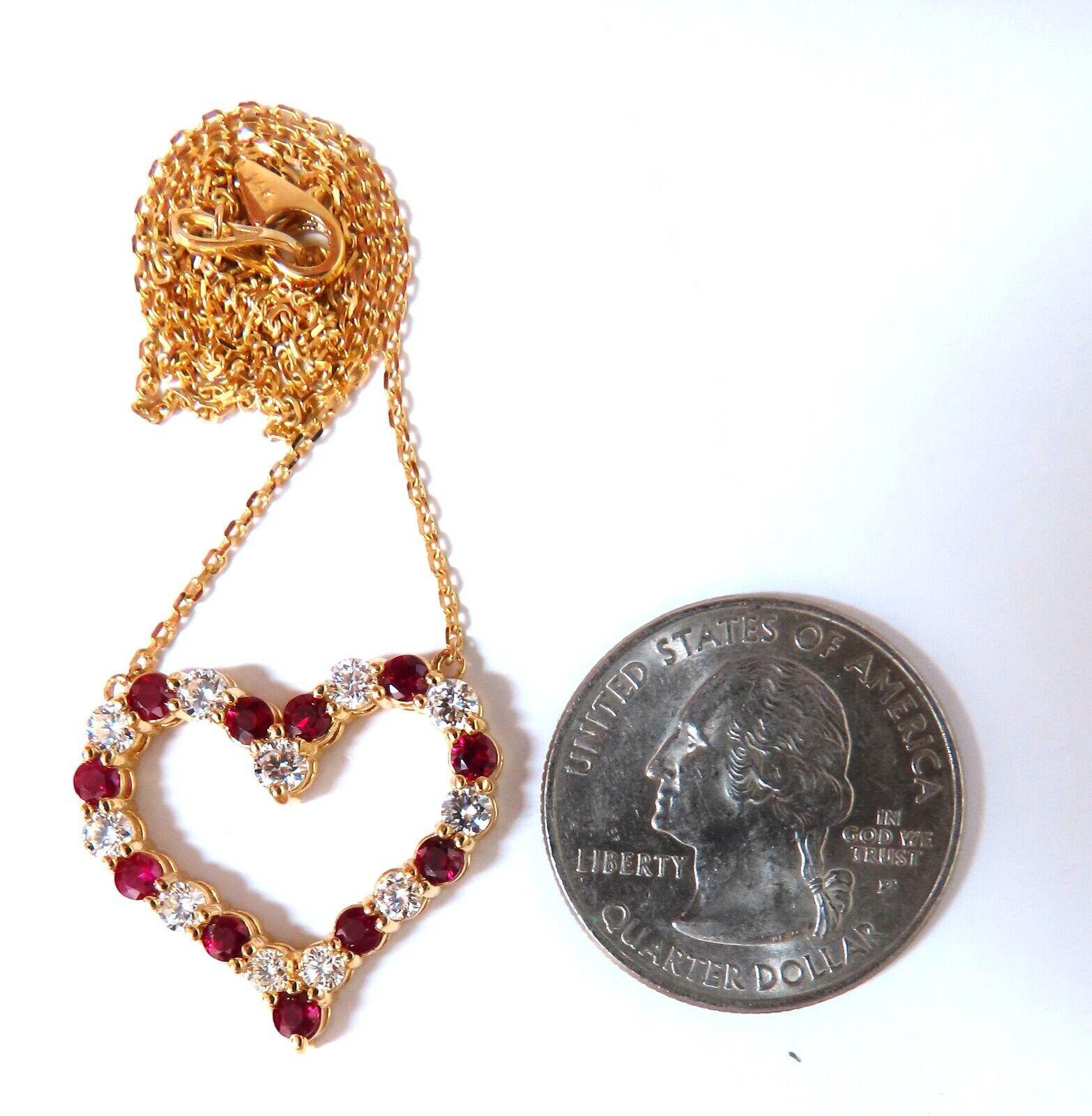 Collier à cœur ouvert en or 14 carats avec diamants et rubis rouge naturel de 2,20 carats Unisexe en vente